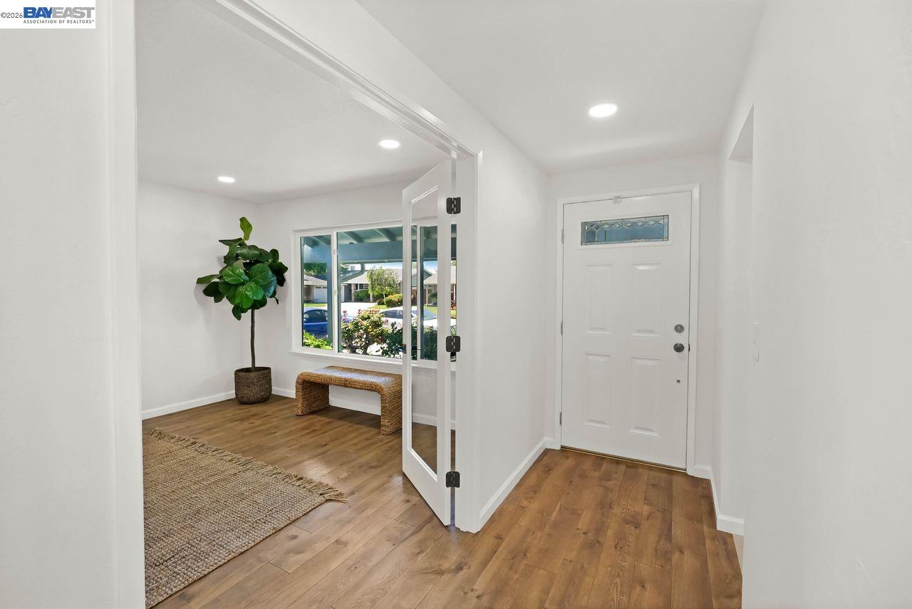 34352 Newton Ct