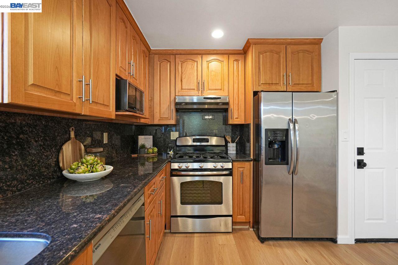 5040 Brian Ct