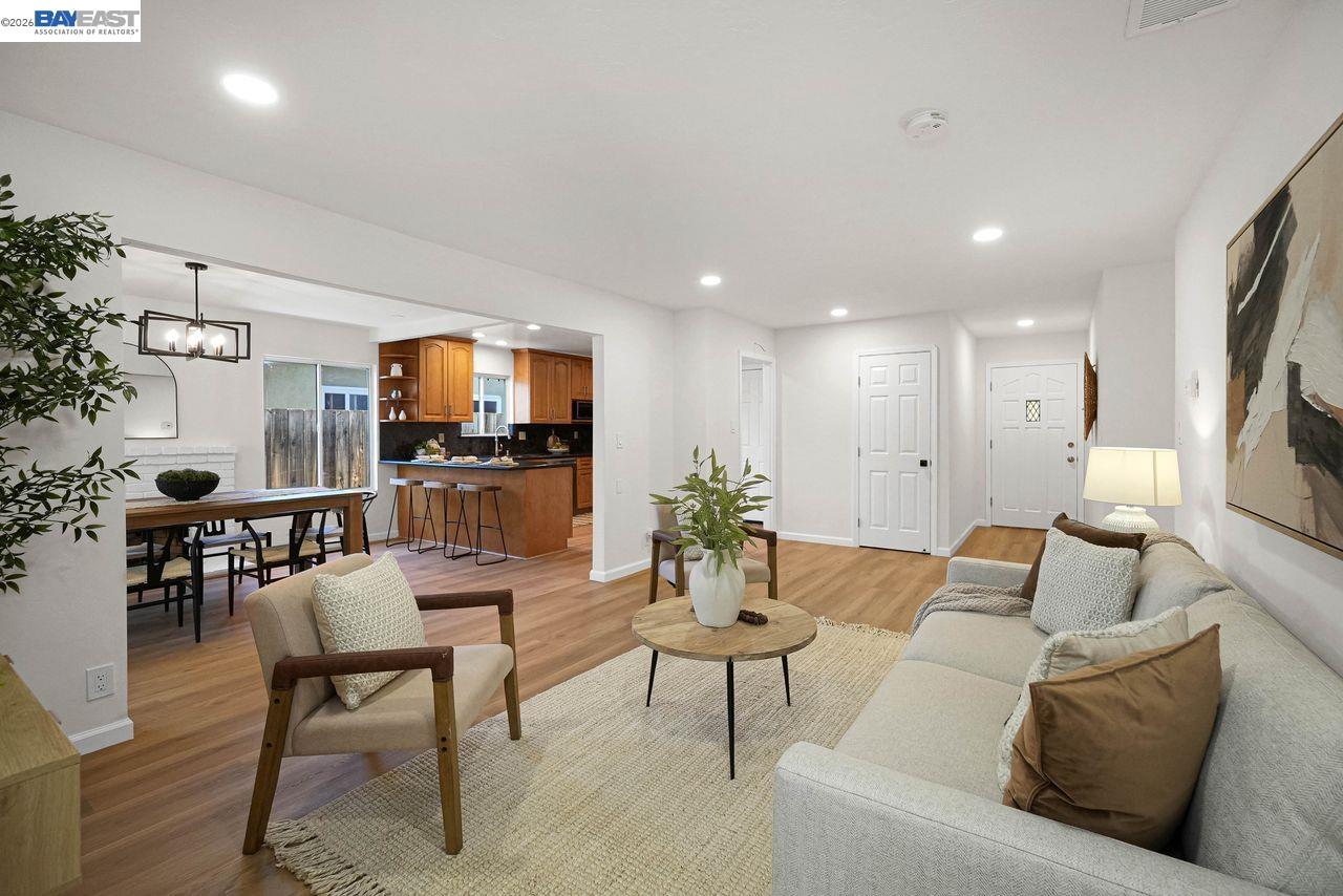 5040 Brian Ct