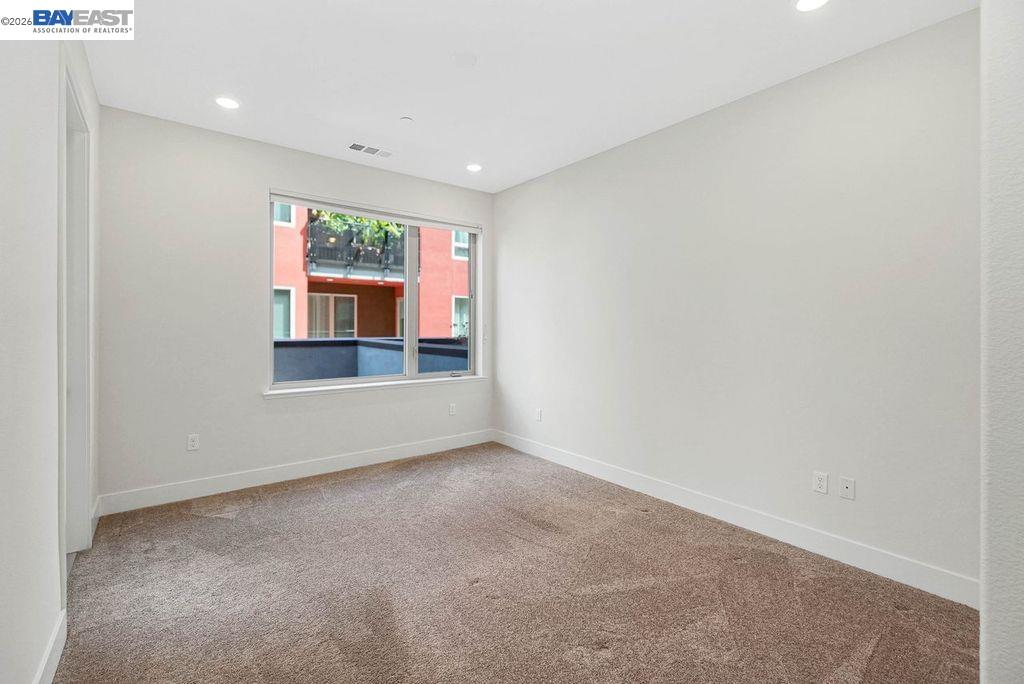 1028 Foster Square Ln # 201