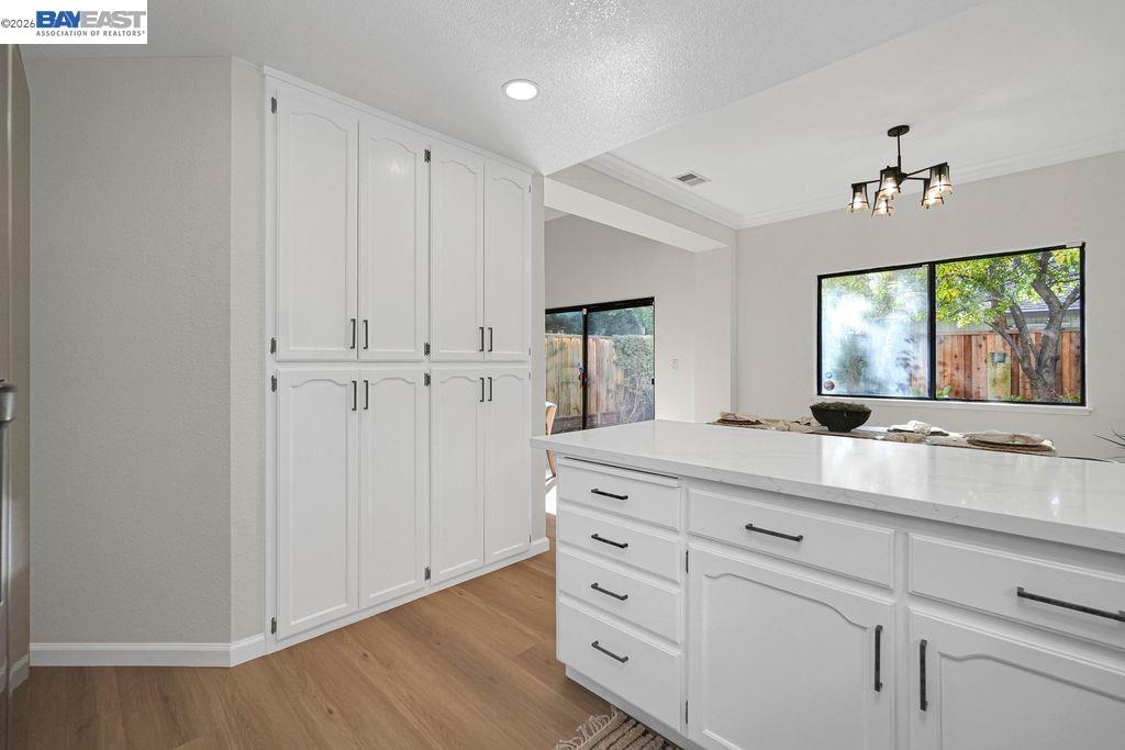 5008 Crandallwood Dr