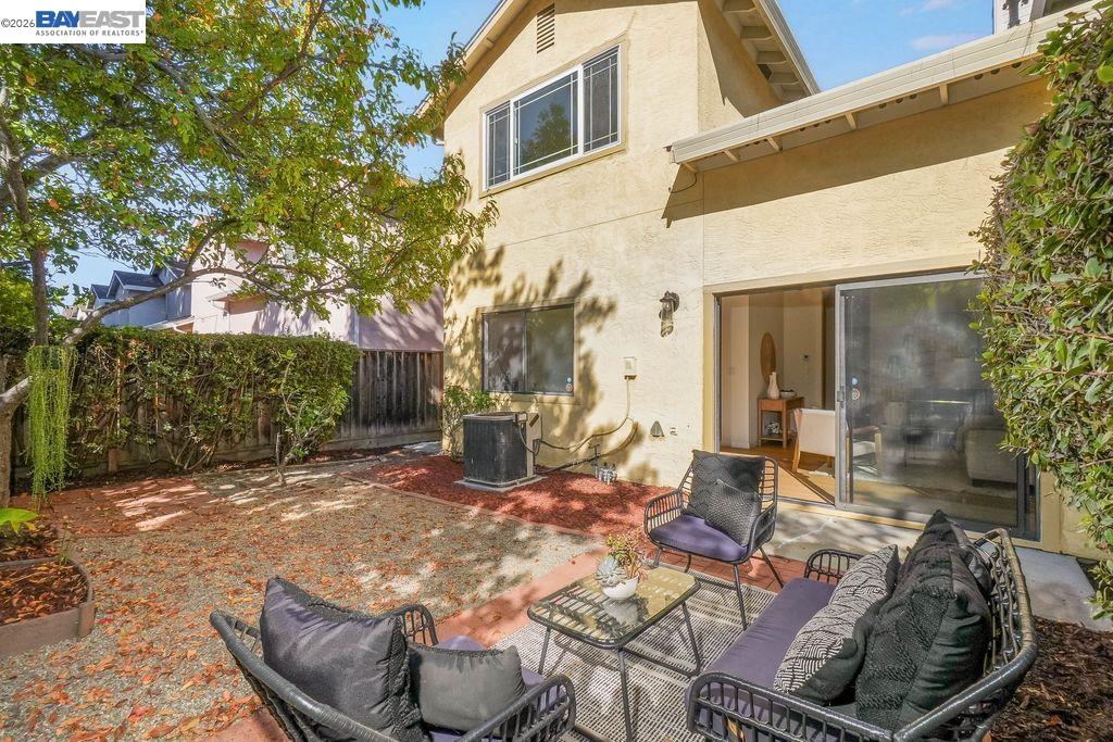 5008 Crandallwood Dr