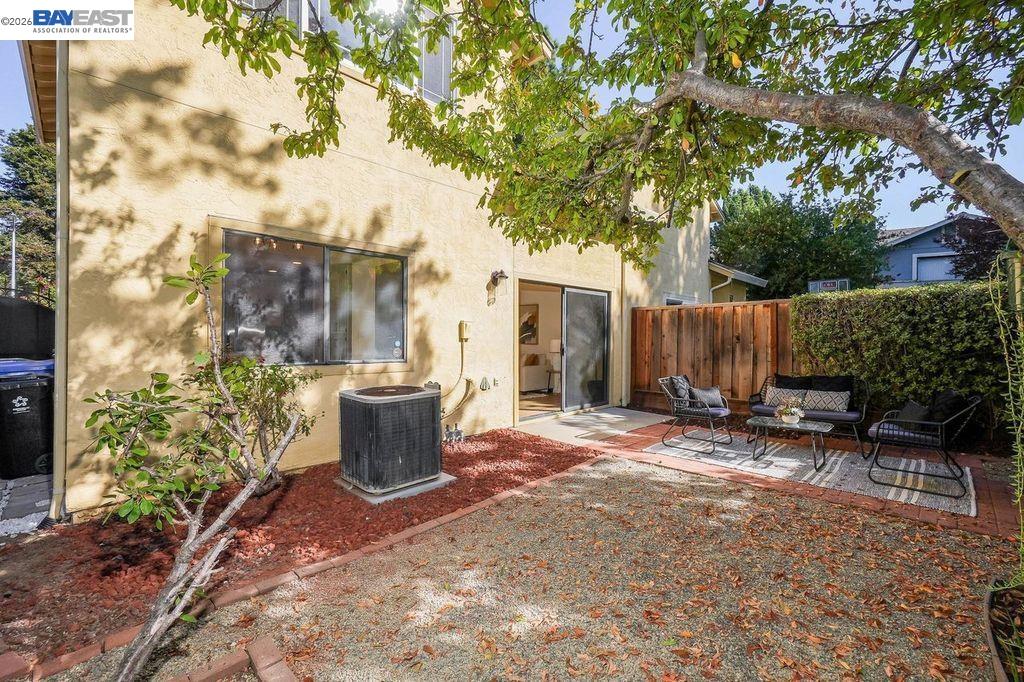 5008 Crandallwood Dr