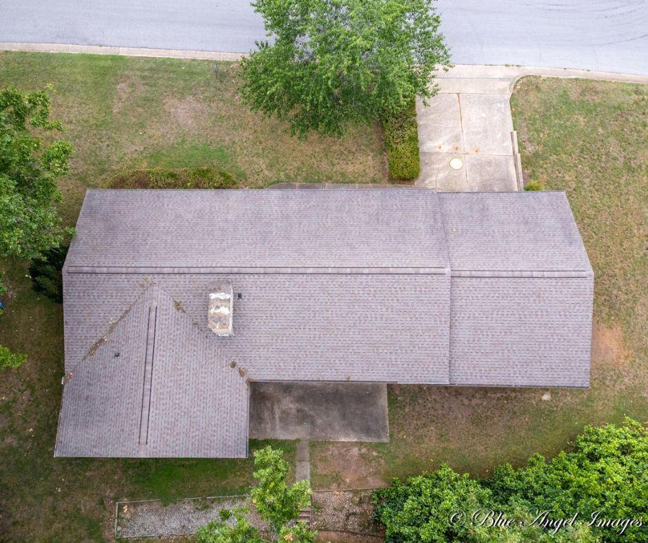 1402 W First Street