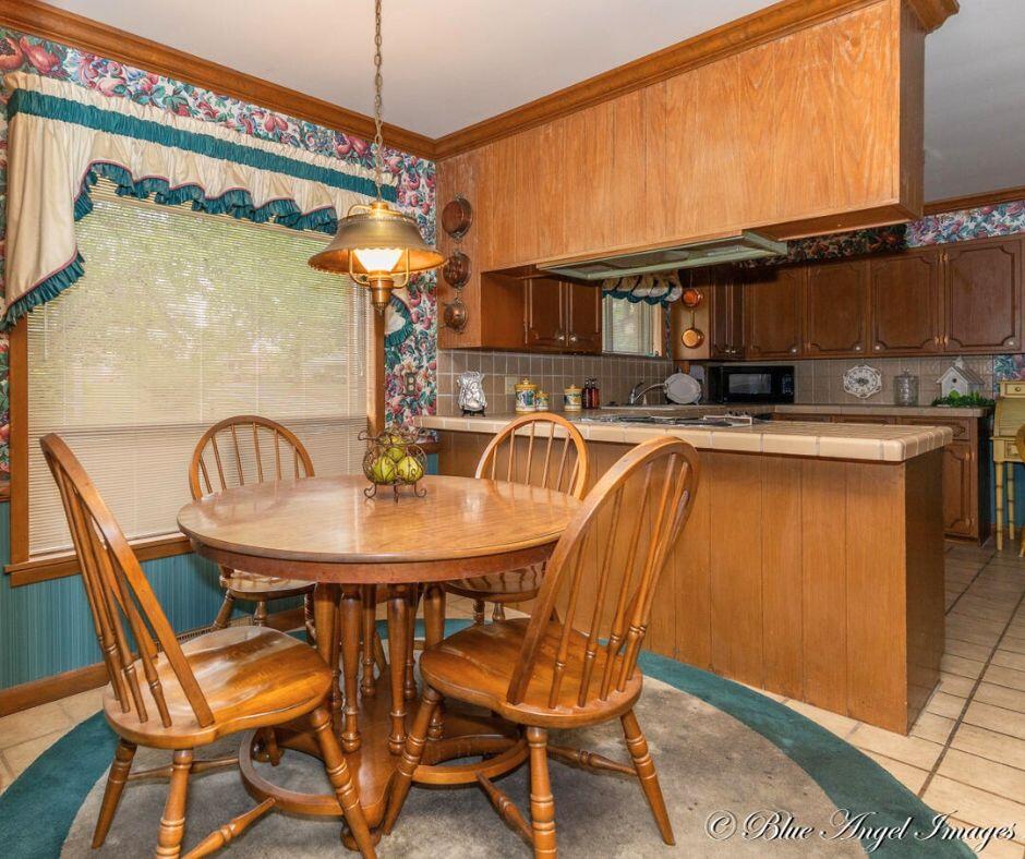 1402 W First Street