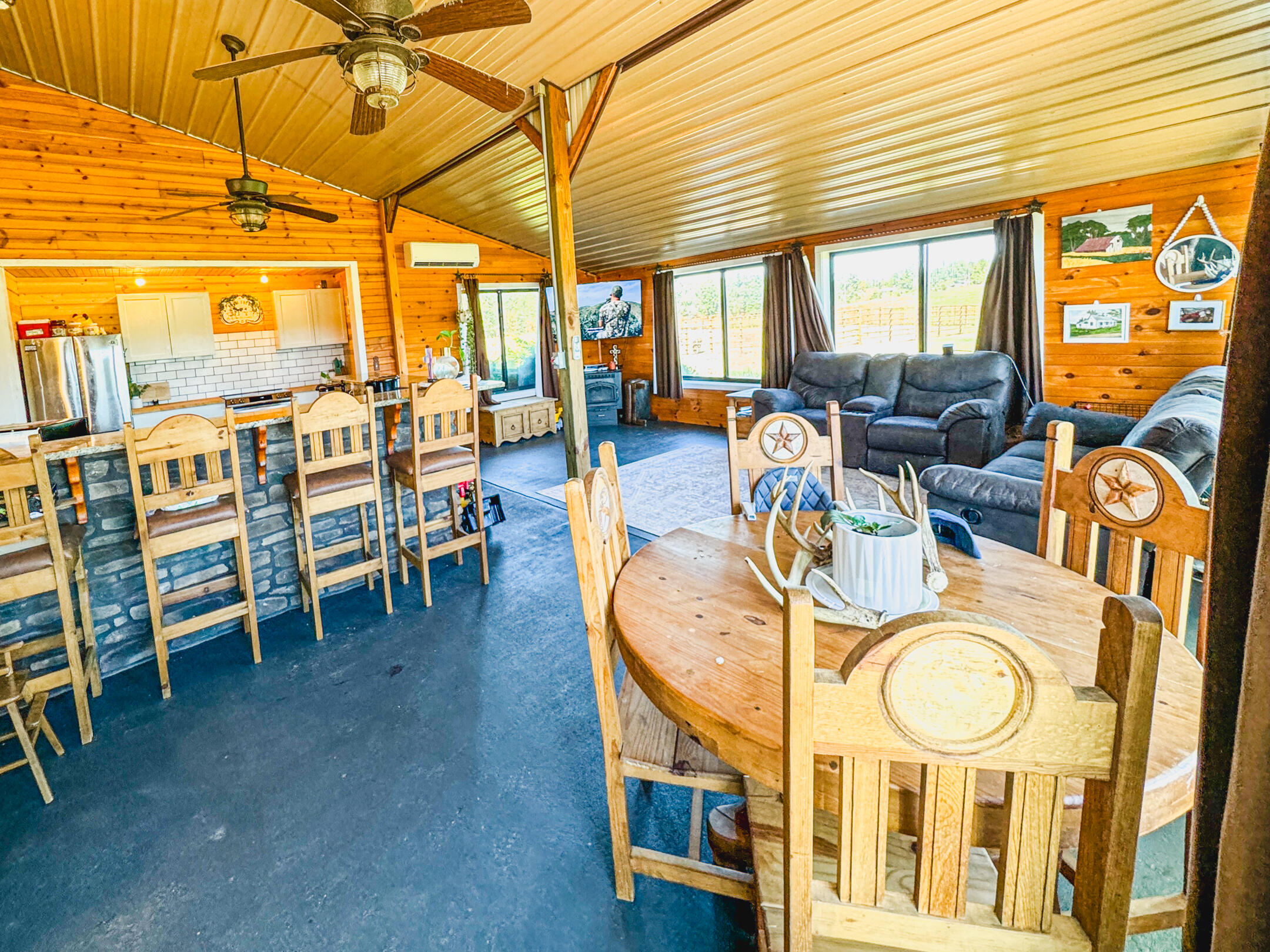 2668 County Road 2710