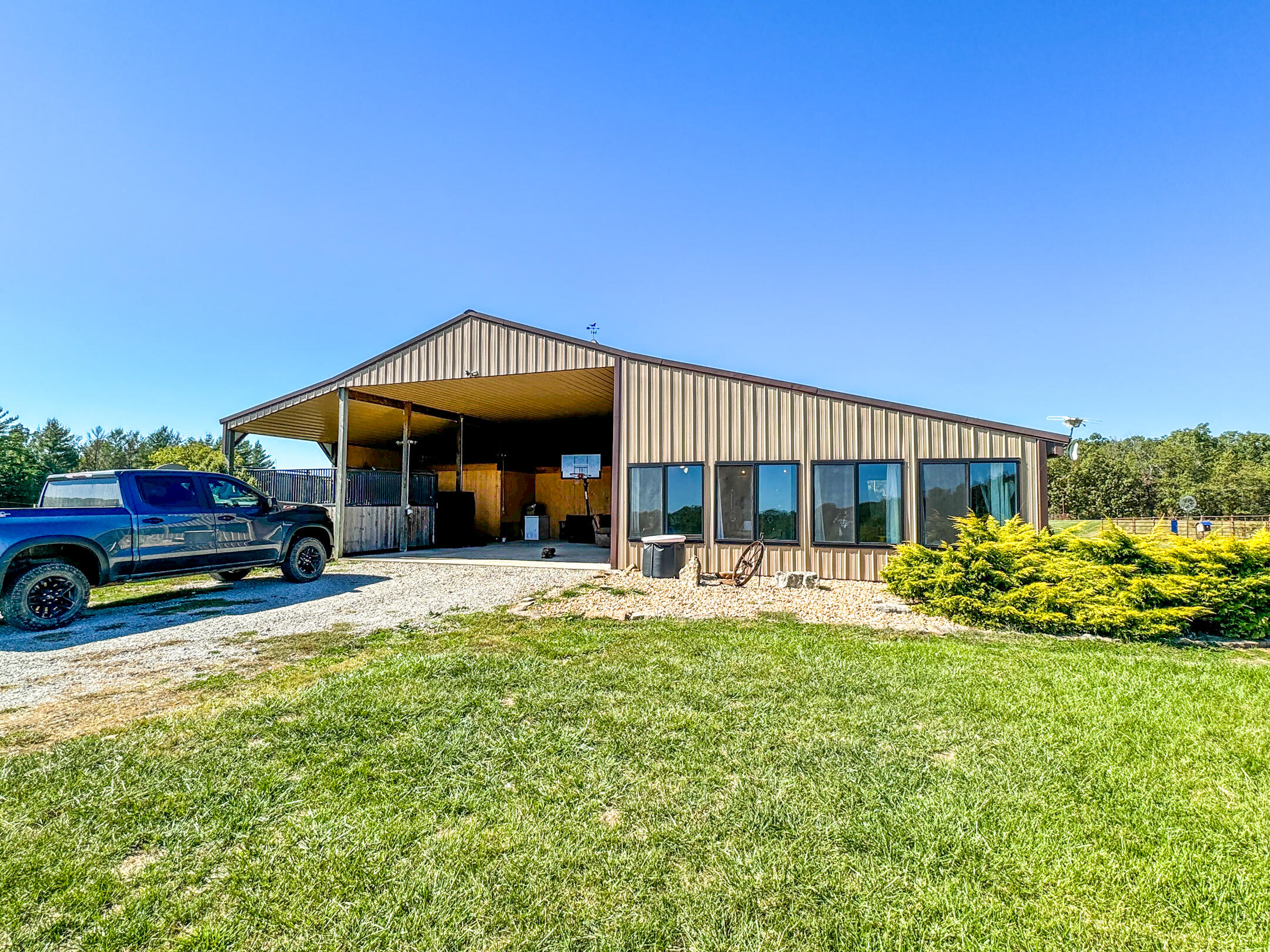 2668 County Road 2710