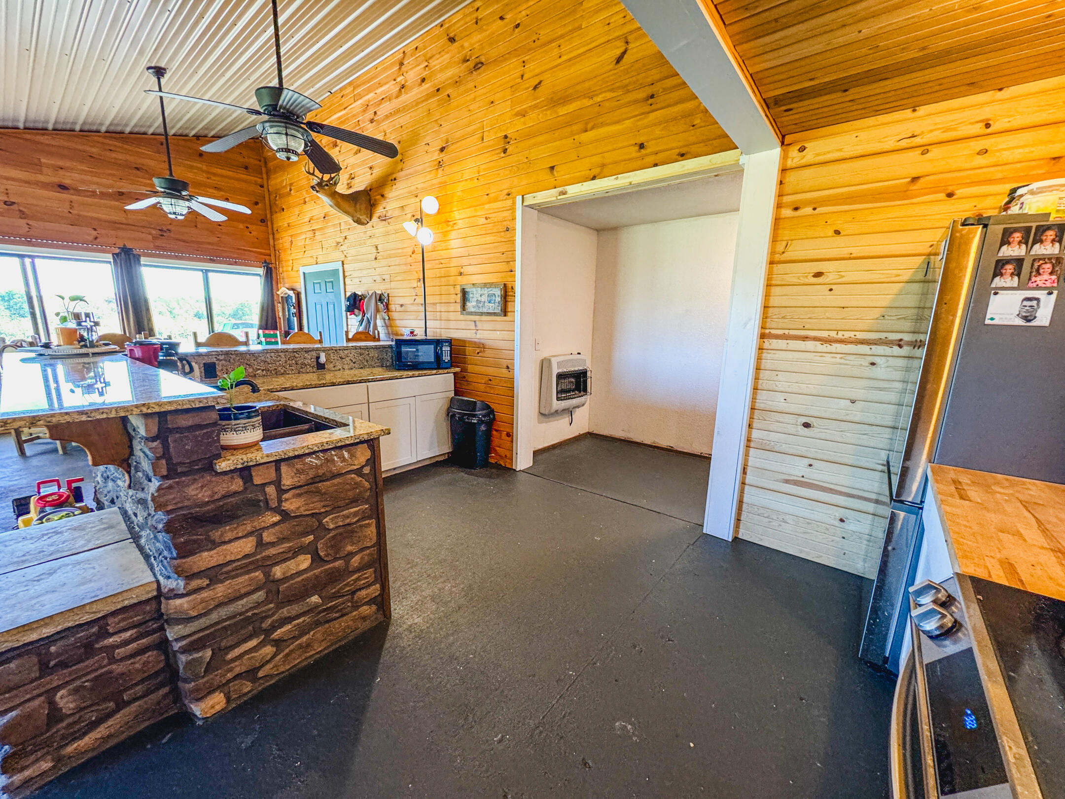 2668 County Road 2710