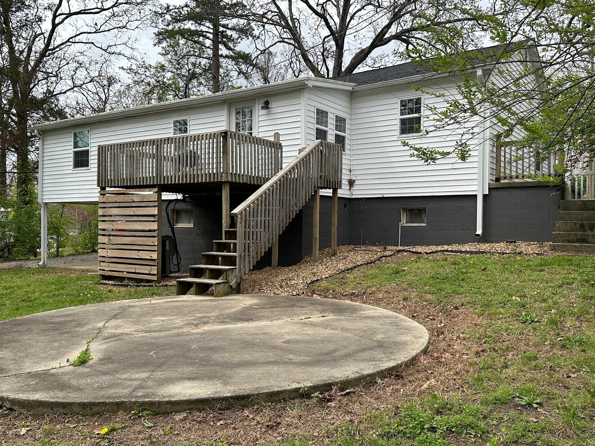 516 Oregon Street