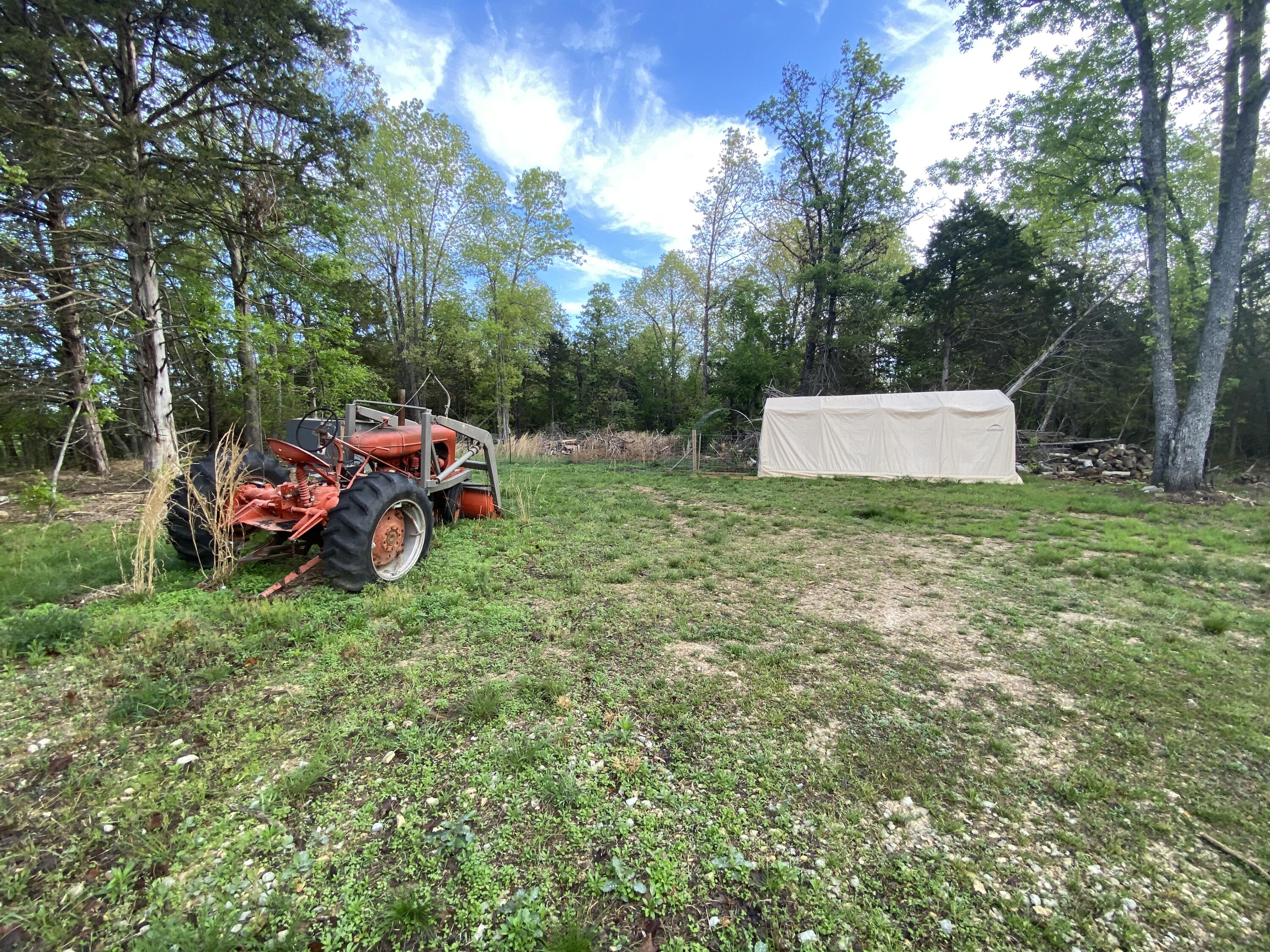 6983 County Road 9900
