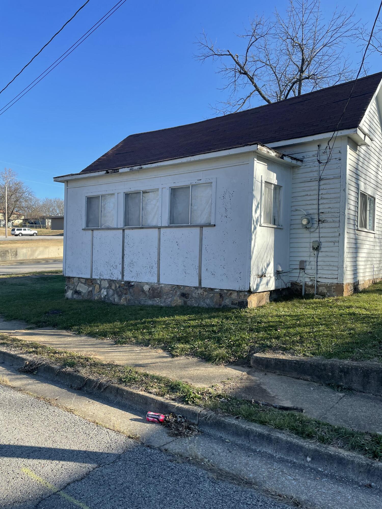 102 E Paydon Street