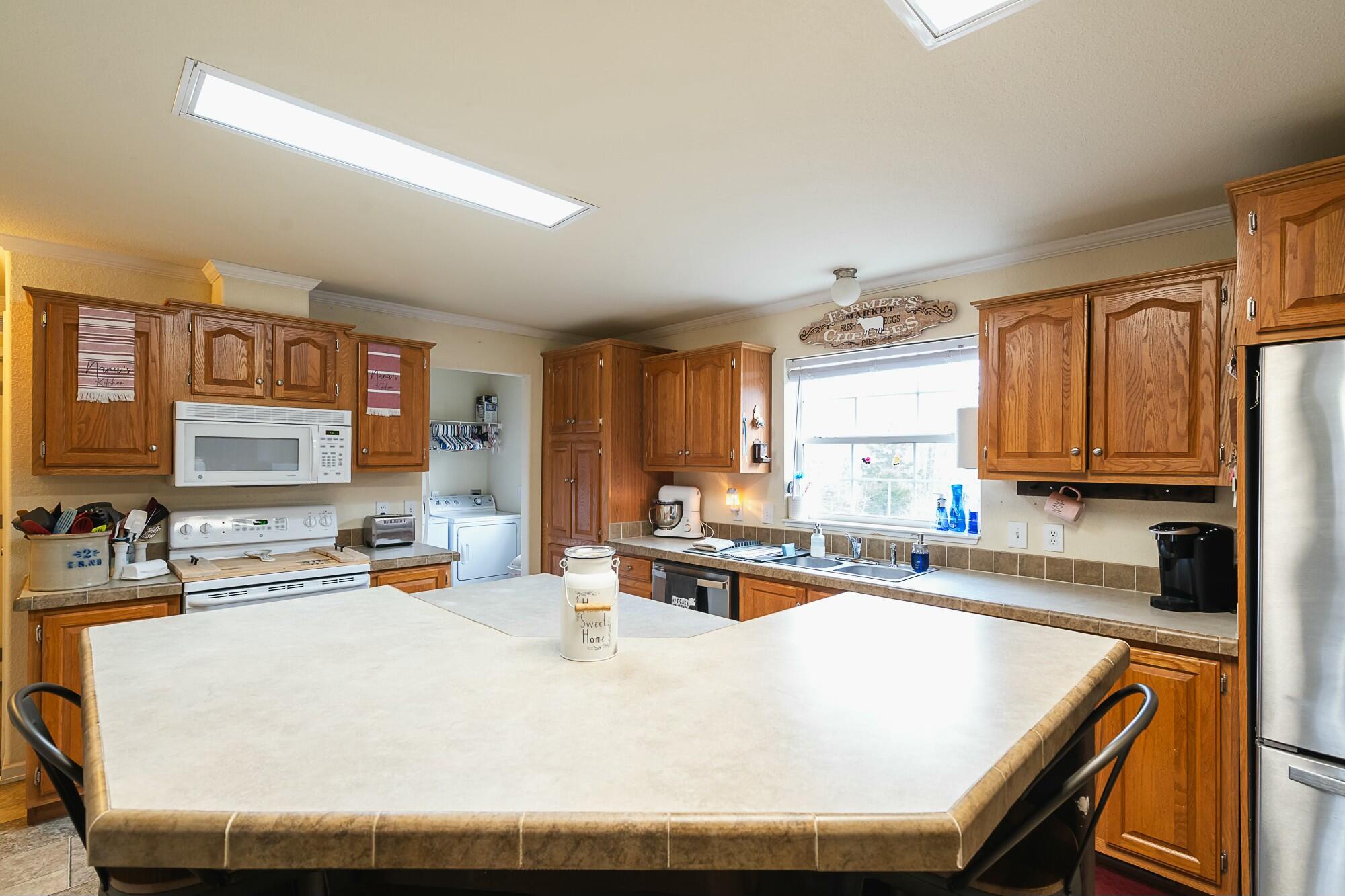 6216 County Road 1360