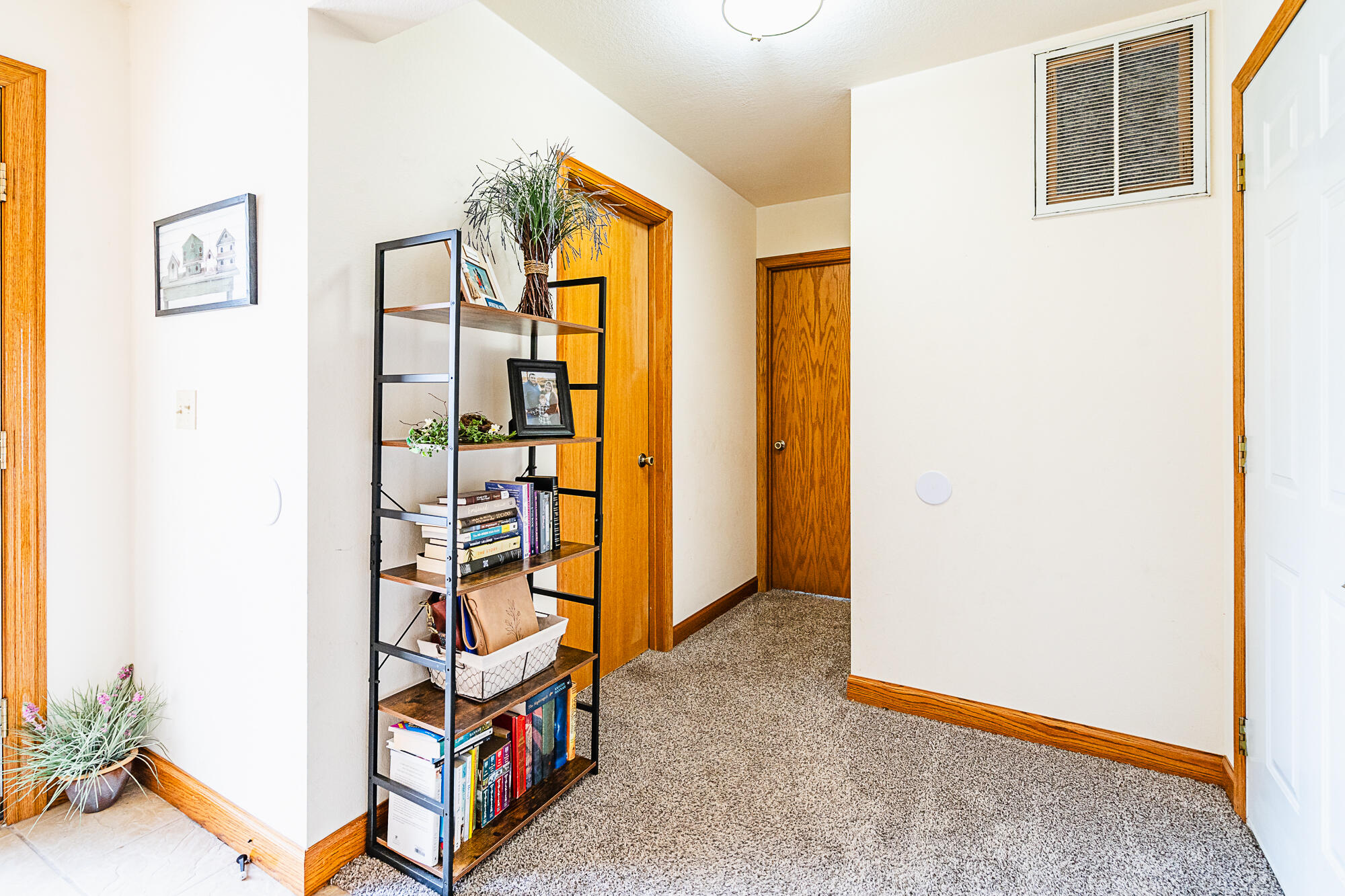 2618 Rhonda Drive