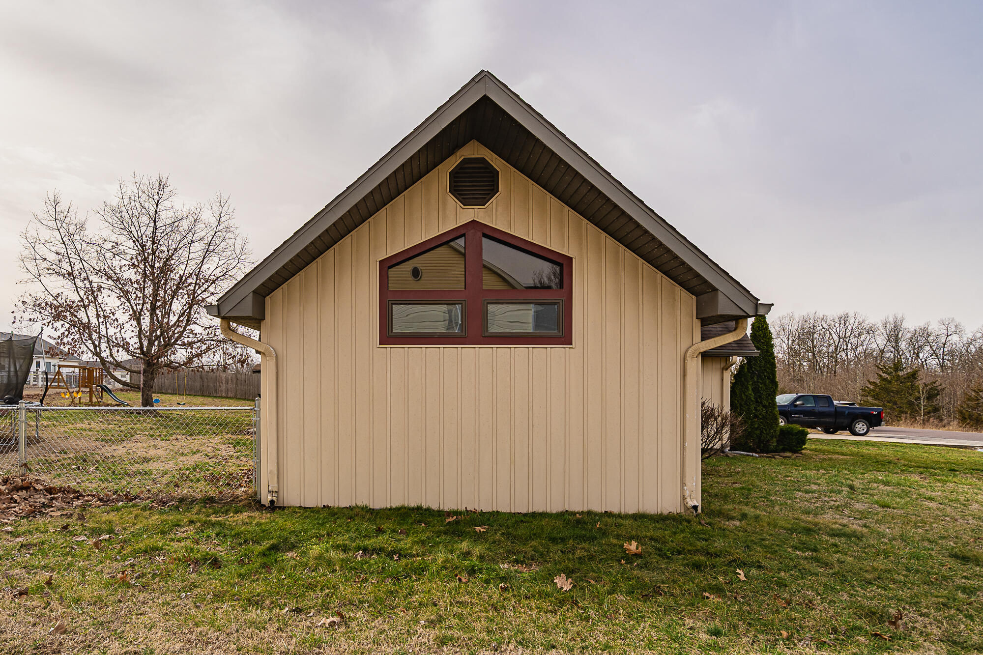 2618 Rhonda Drive