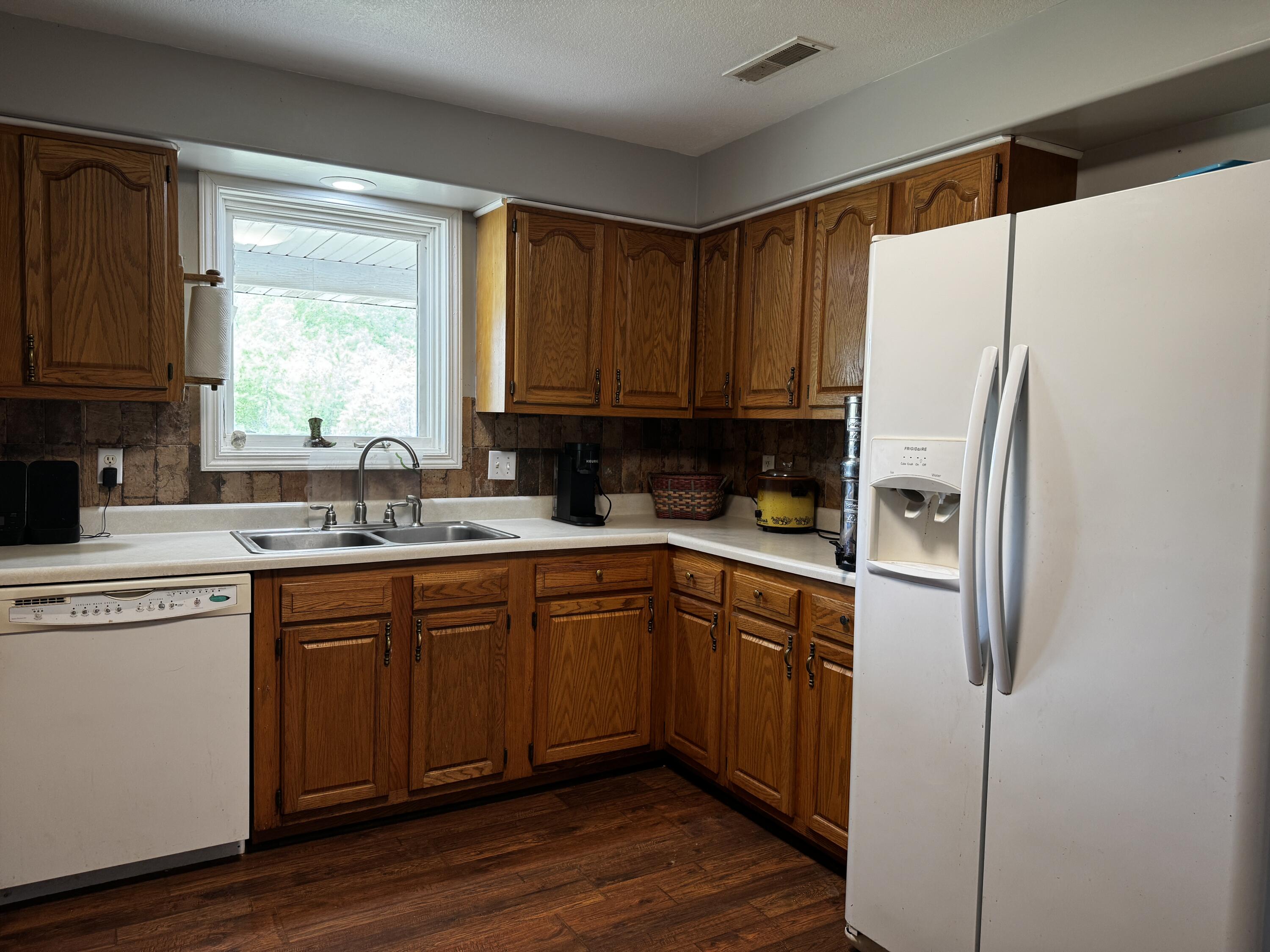 2864 State Highway 14