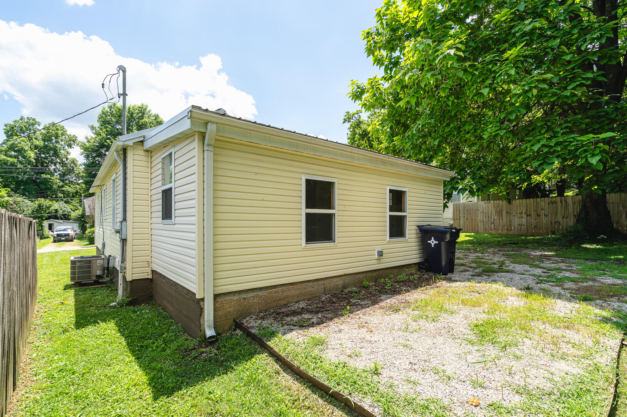 1013 Woodland Avenue