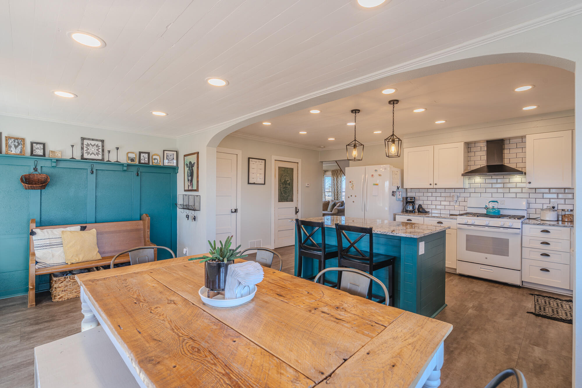 9624 County Road 8890