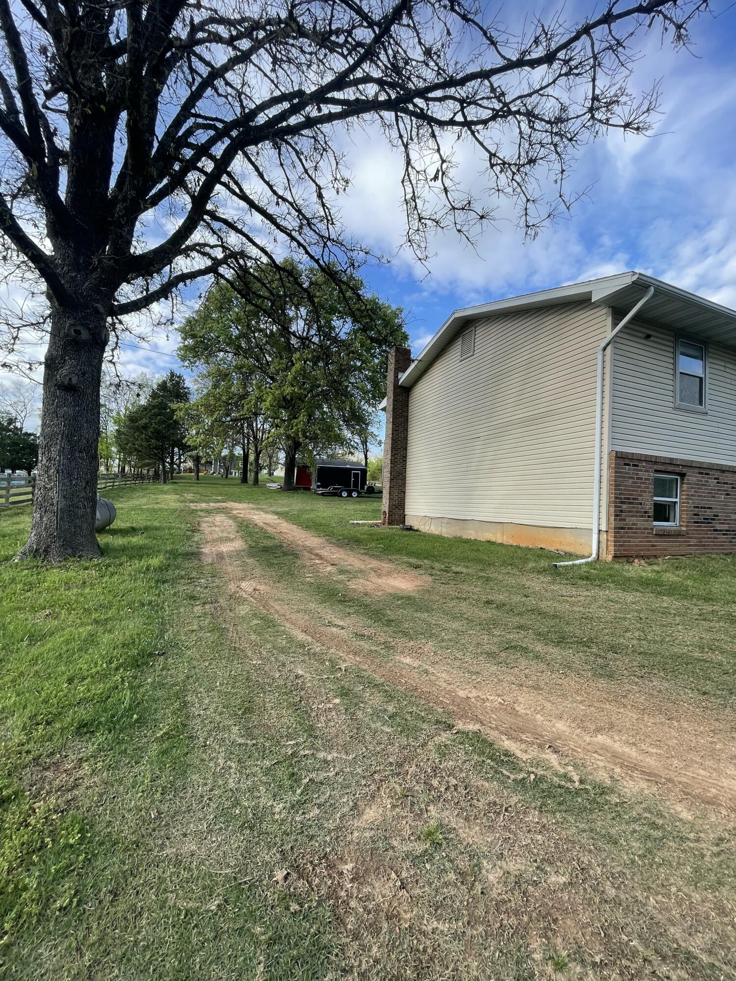 8395 County Road 8970