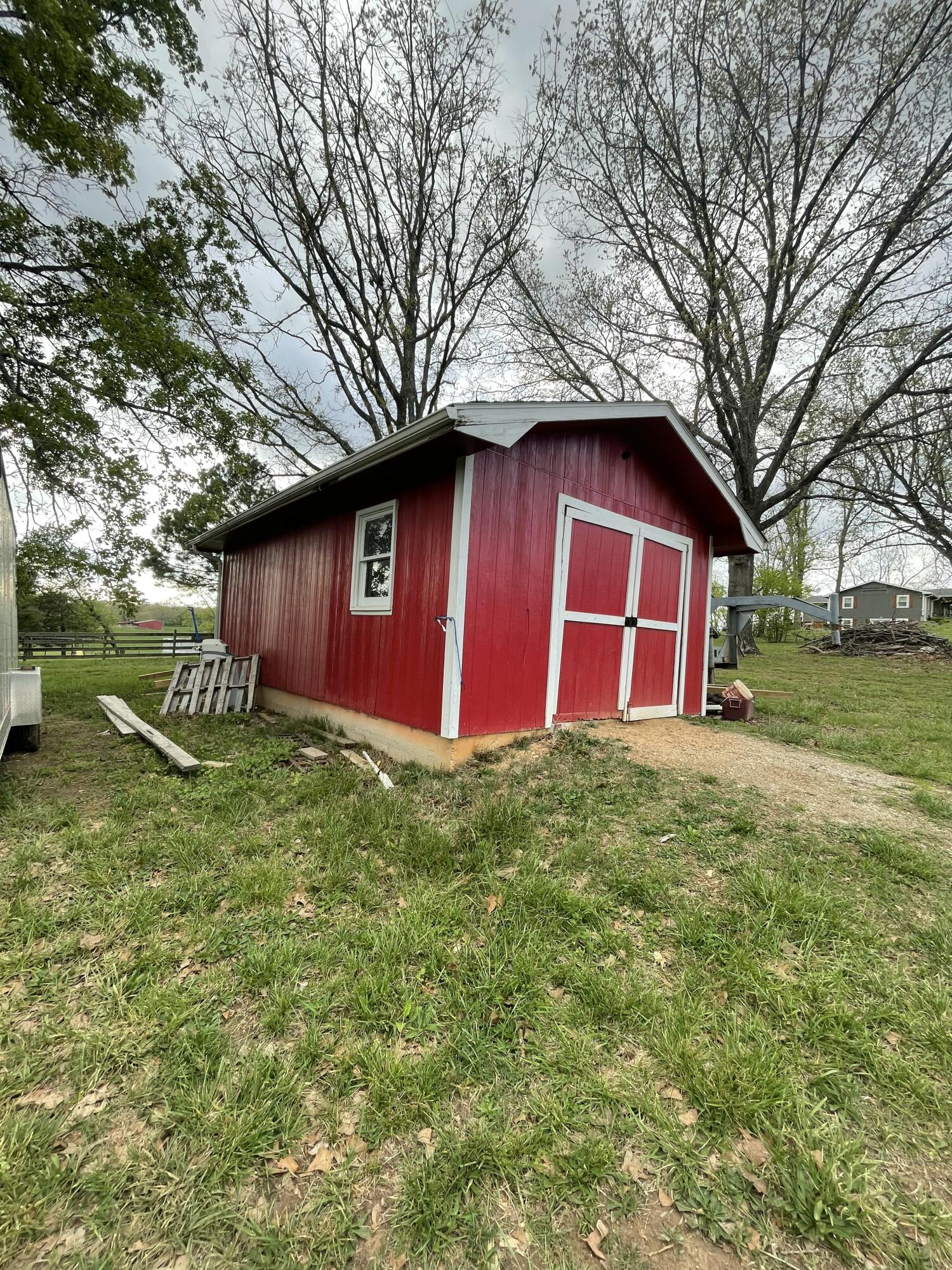 8395 County Road 8970