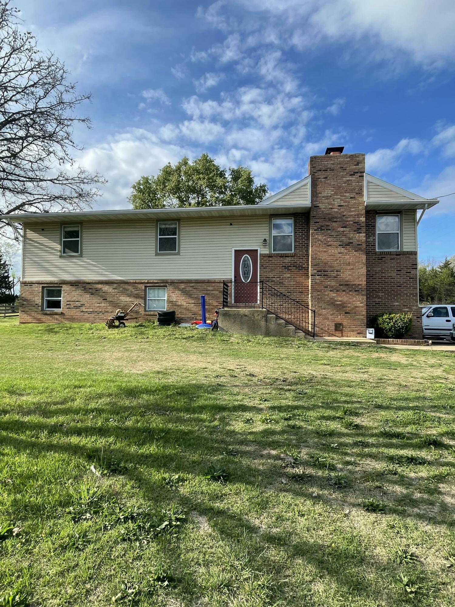 8395 County Road 8970