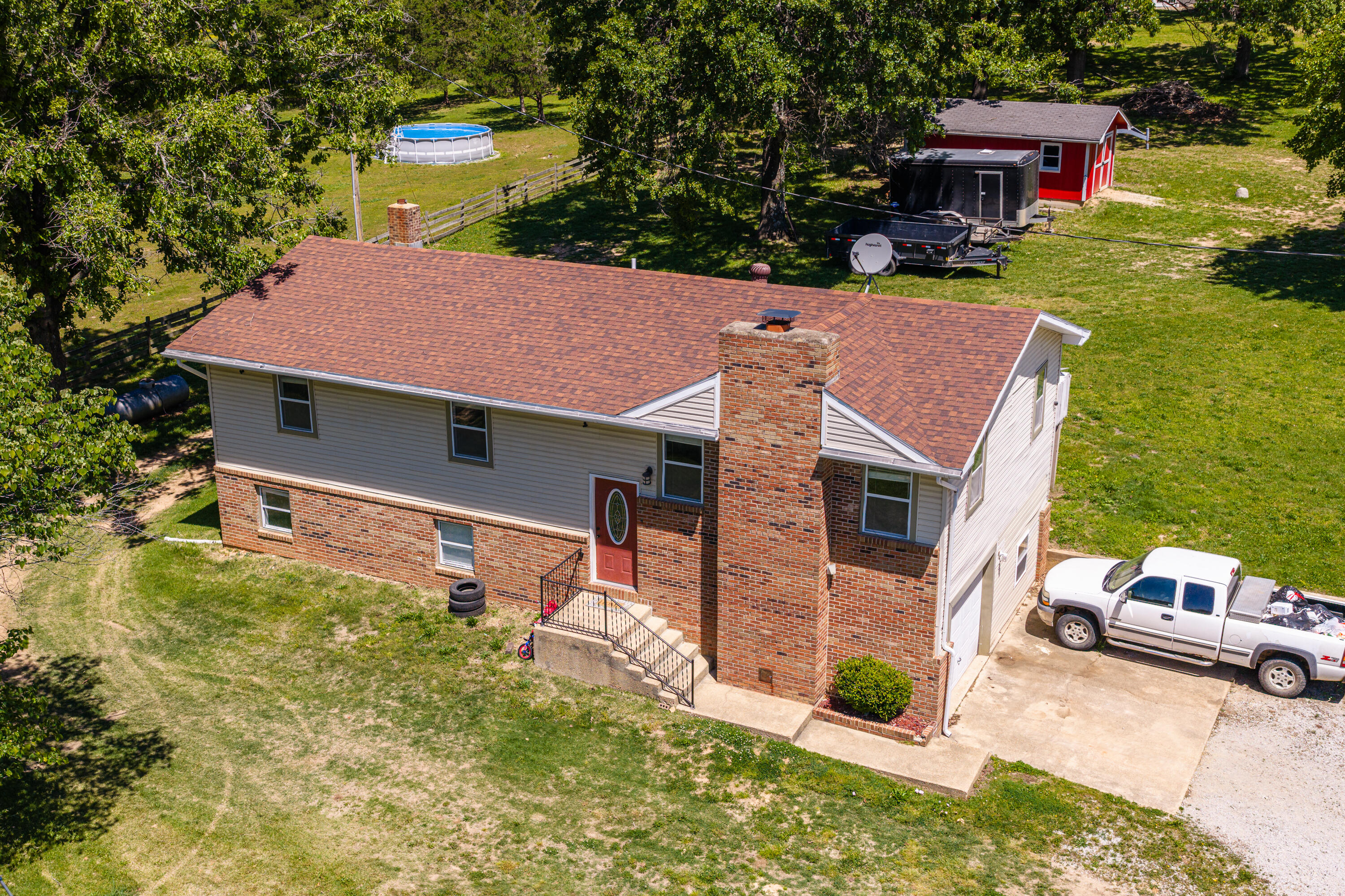 8395 County Road 8970