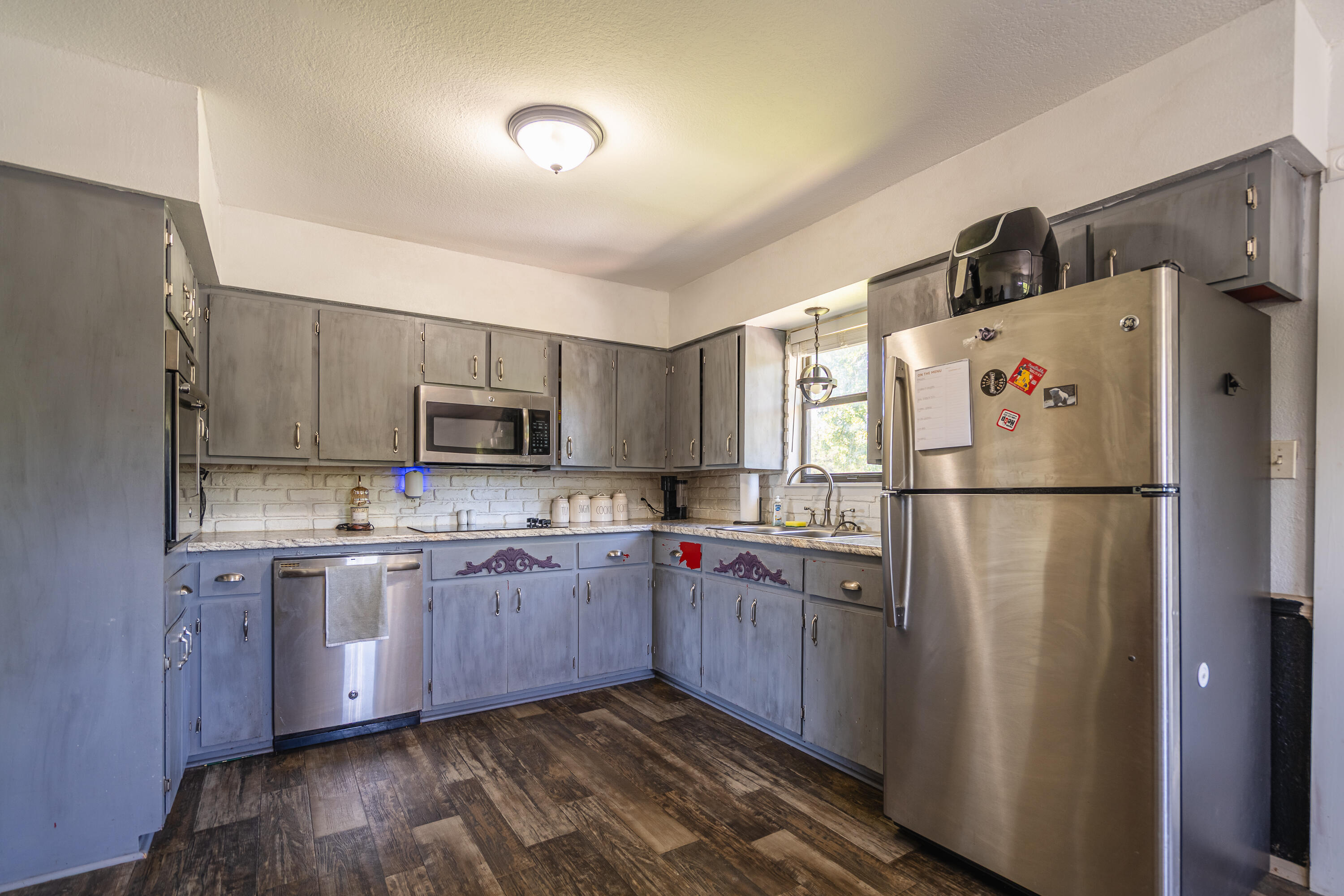 8395 County Road 8970