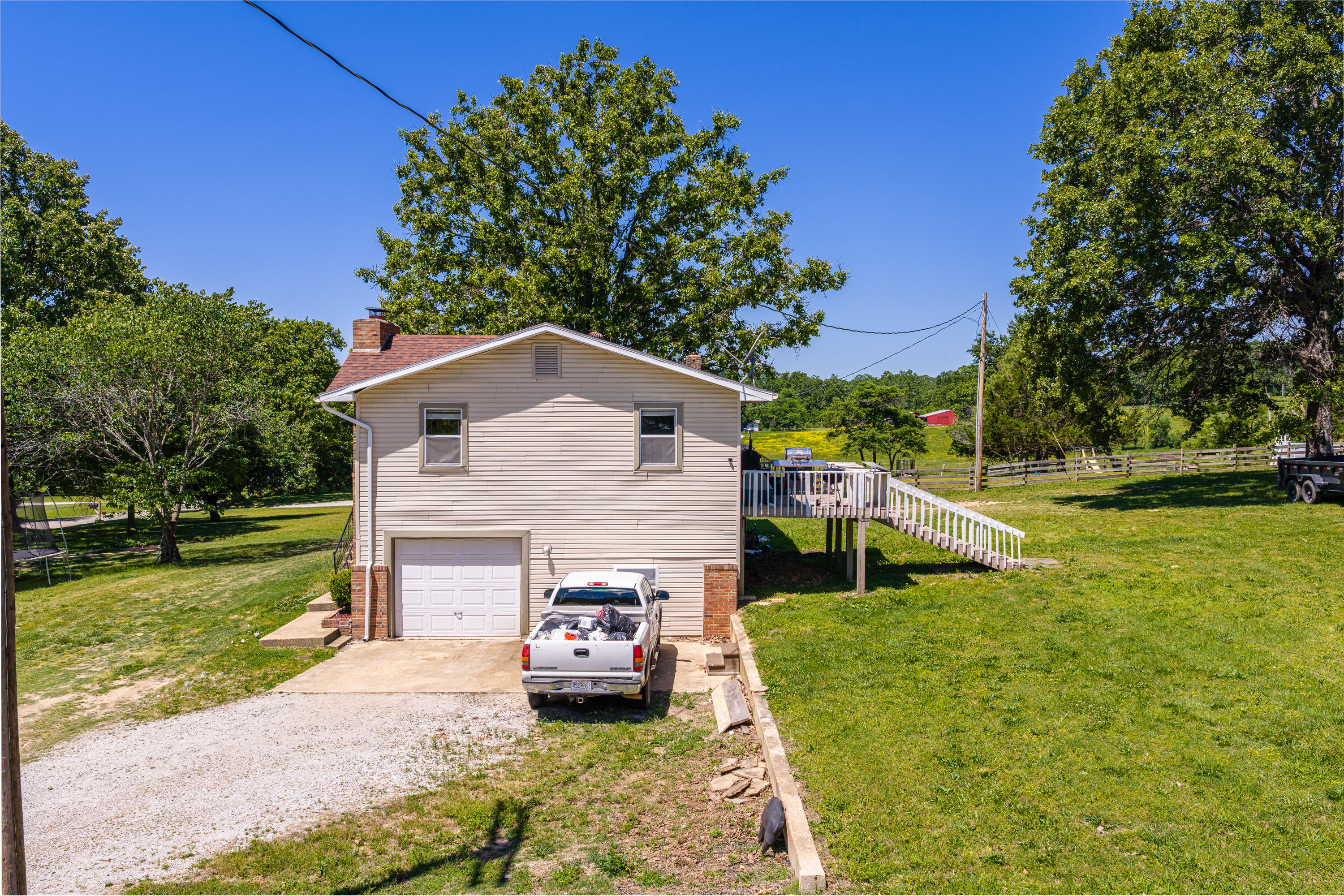 8395 County Road 8970