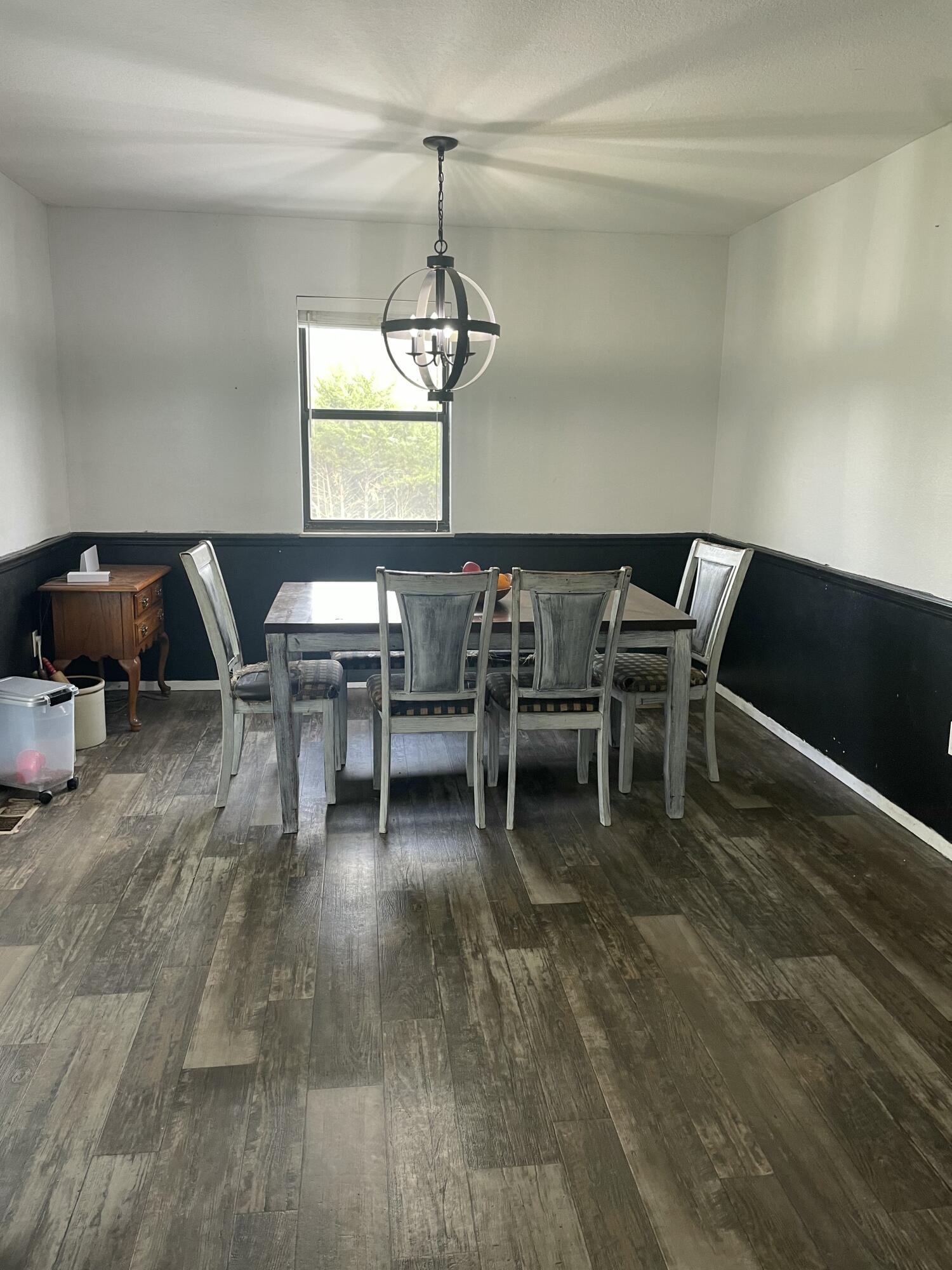 8395 County Road 8970