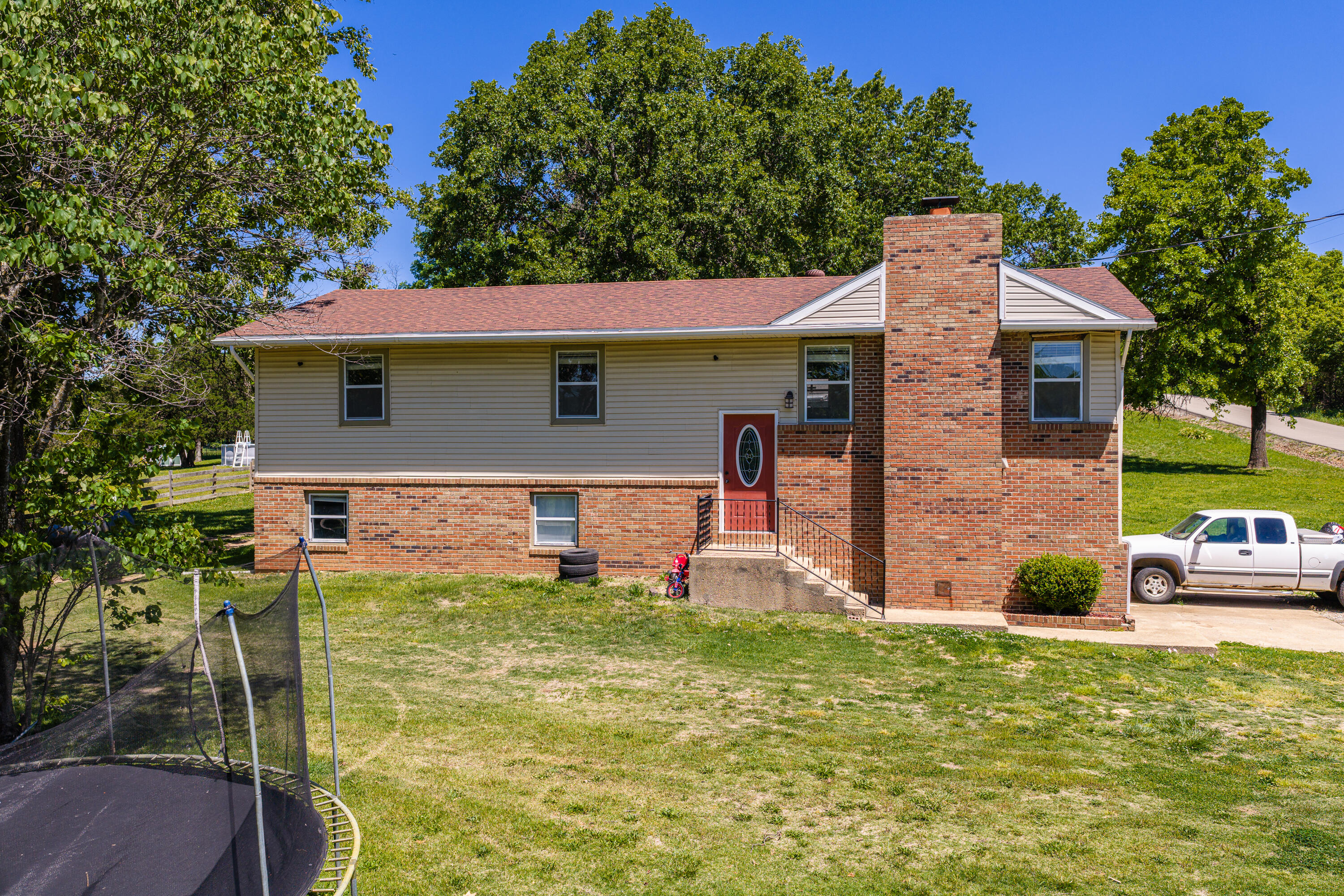 8395 County Road 8970