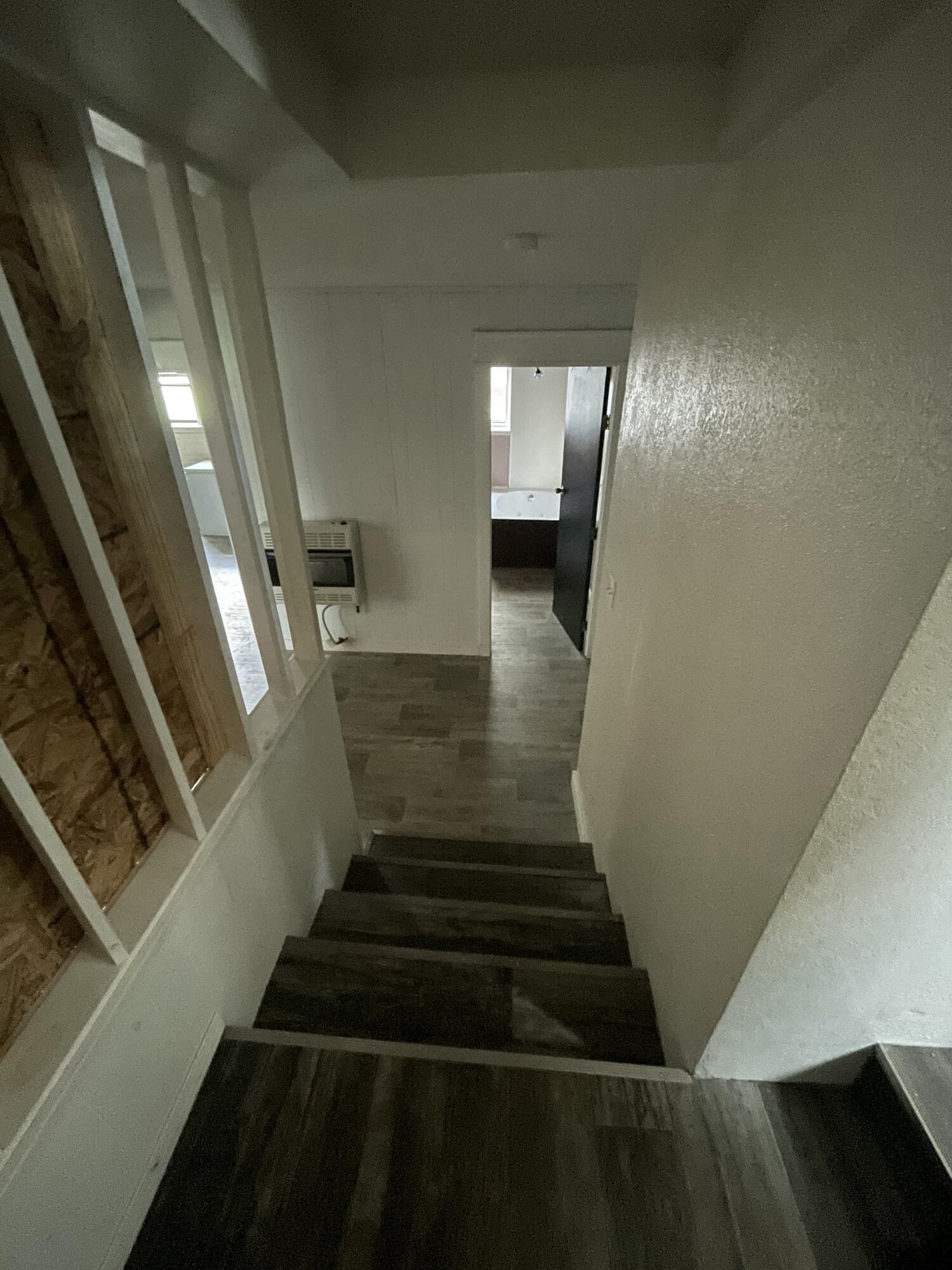 8395 County Road 8970