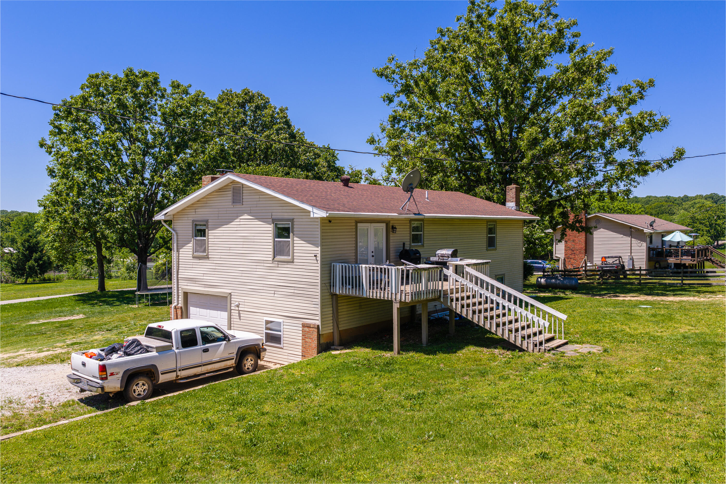 8395 County Road 8970