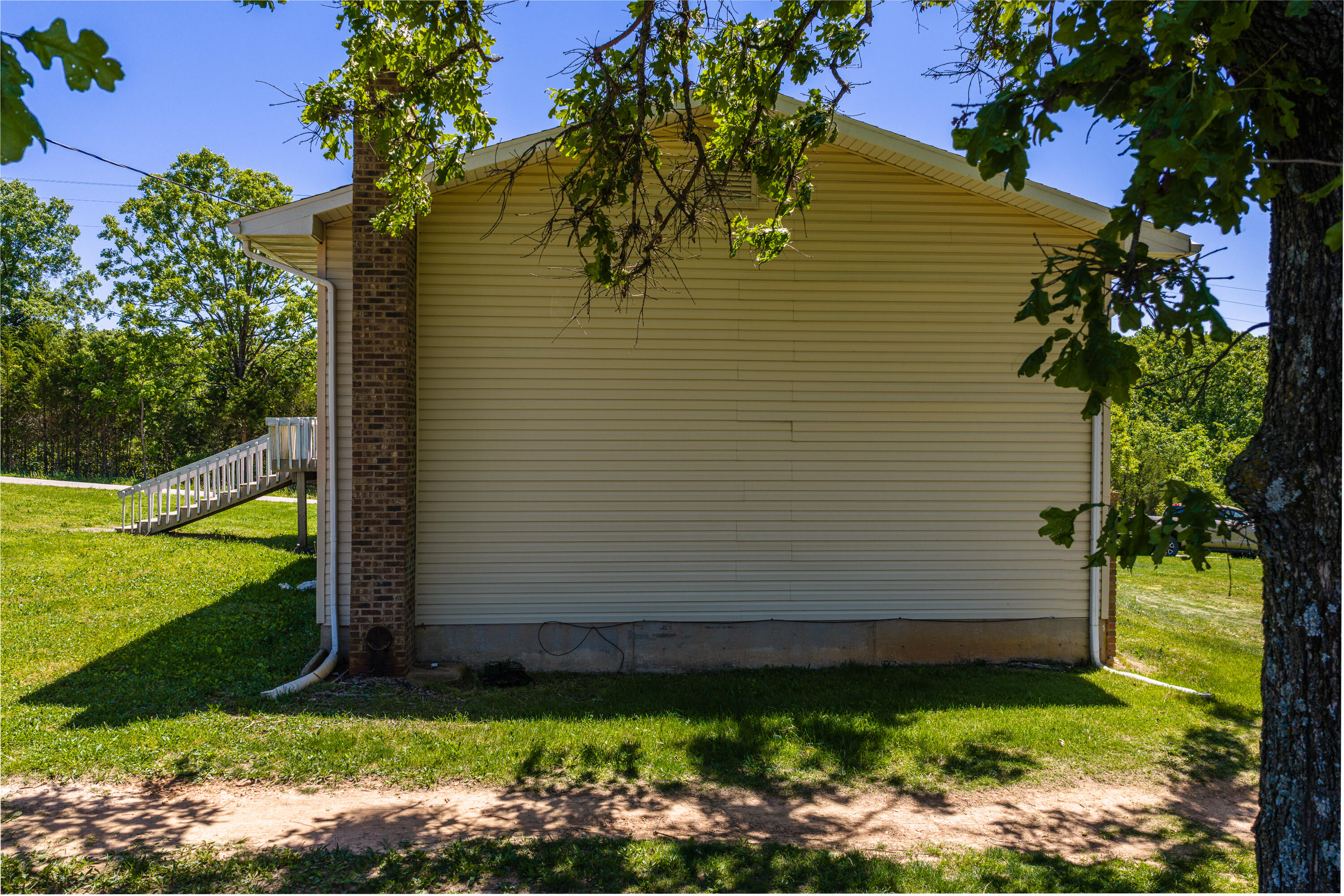 8395 County Road 8970
