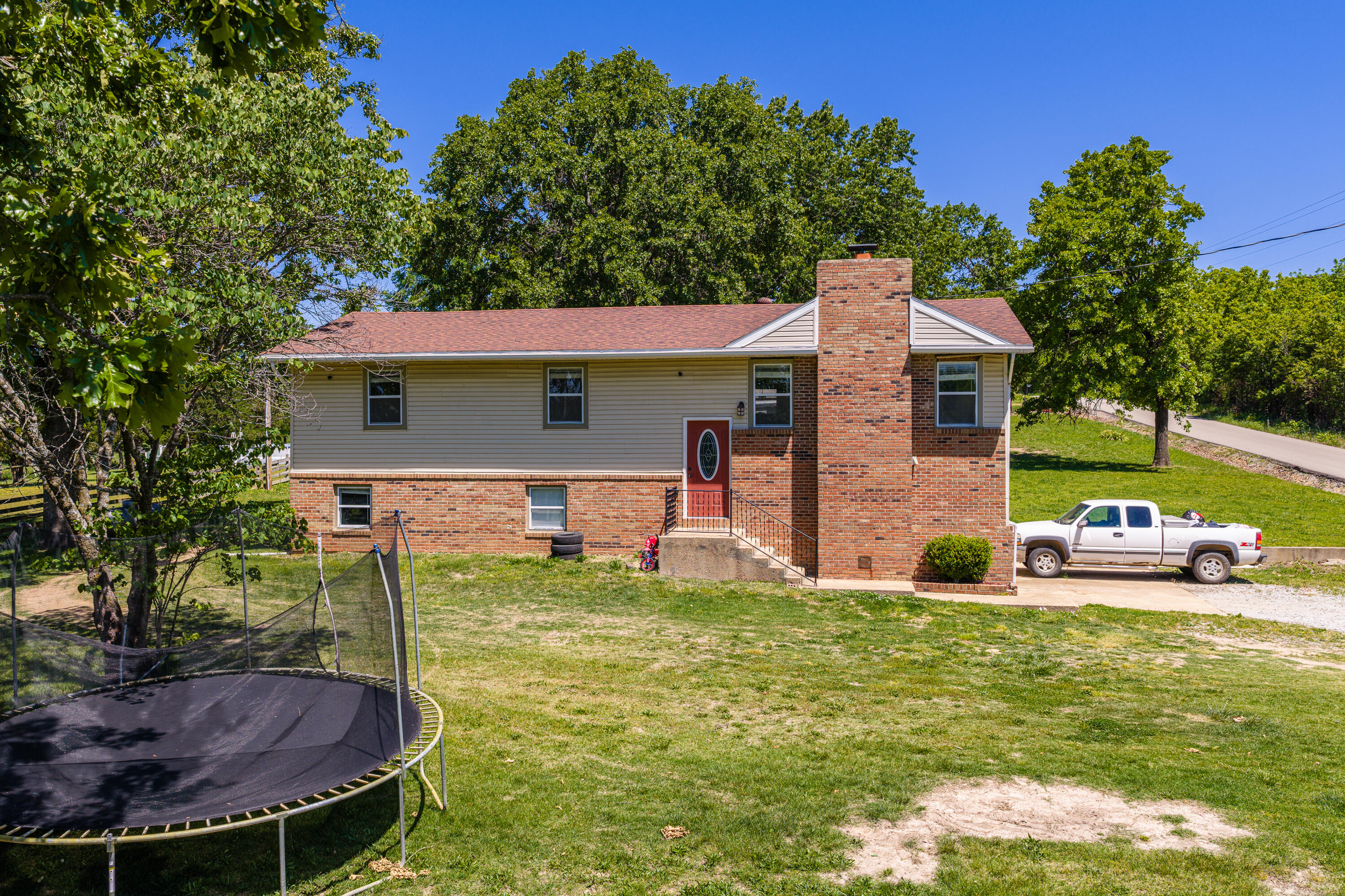 8395 County Road 8970