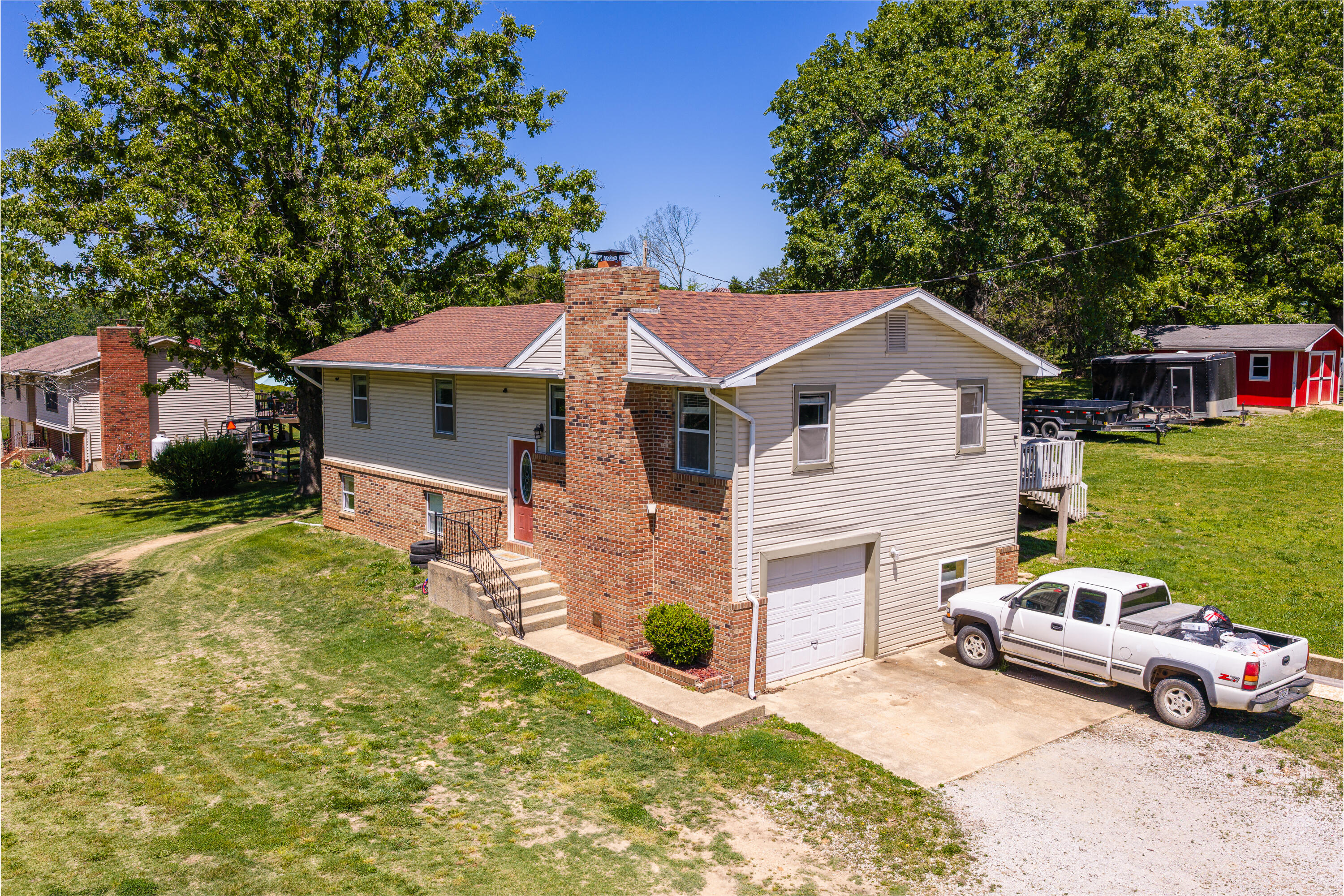 8395 County Road 8970