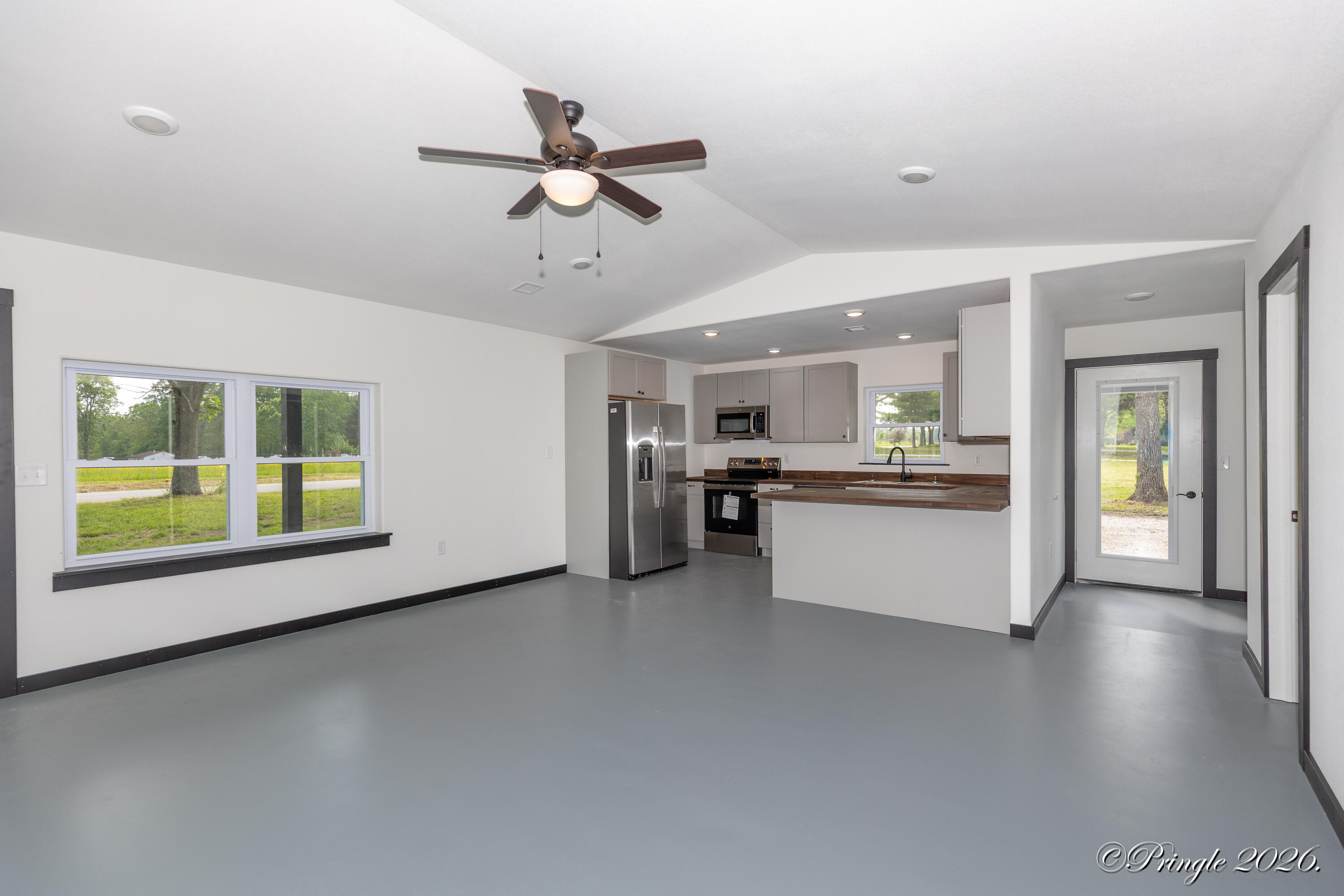 5371 County Road 8800