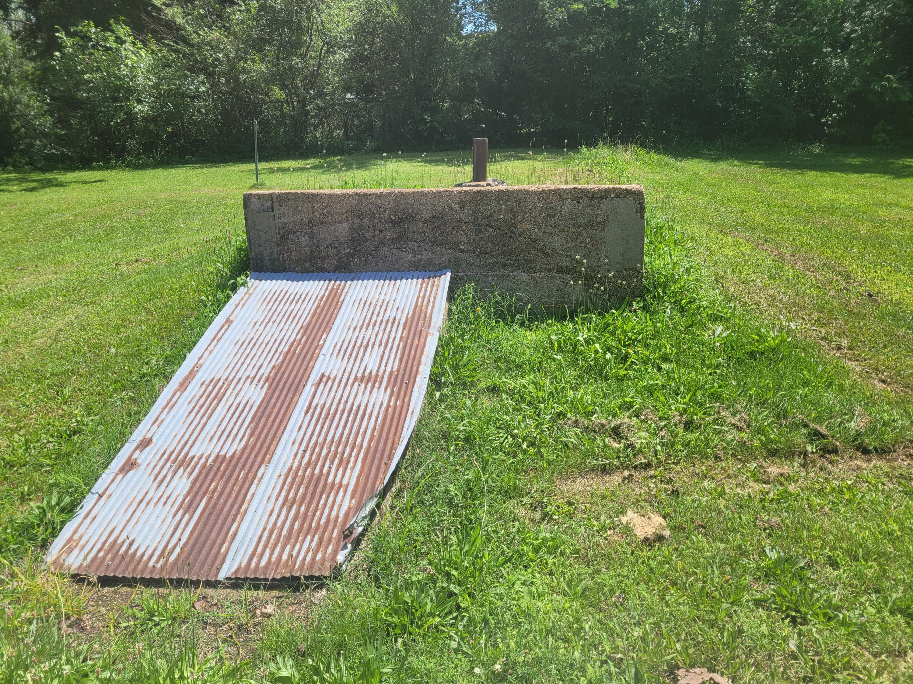 1220 Lambert Lane