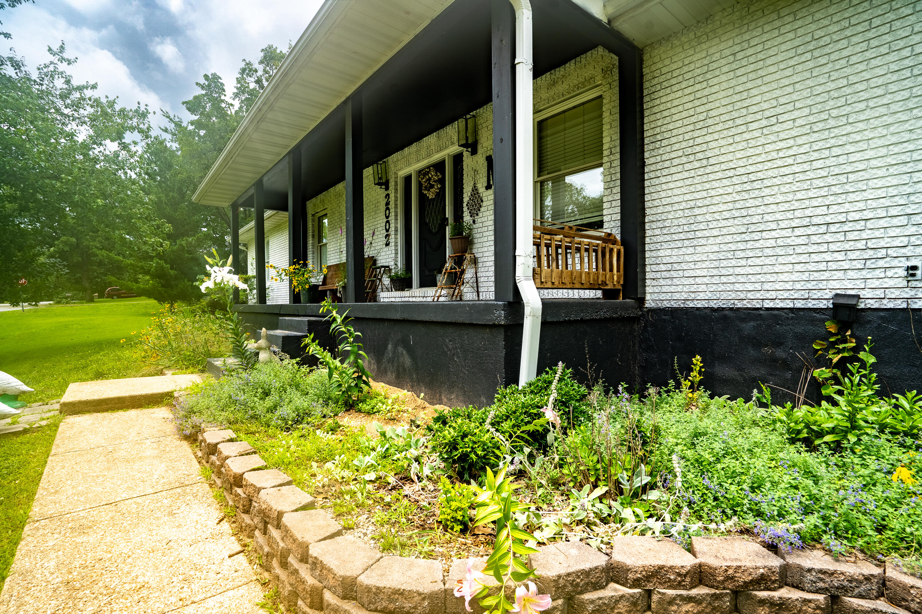 2002 Sycamore Drive