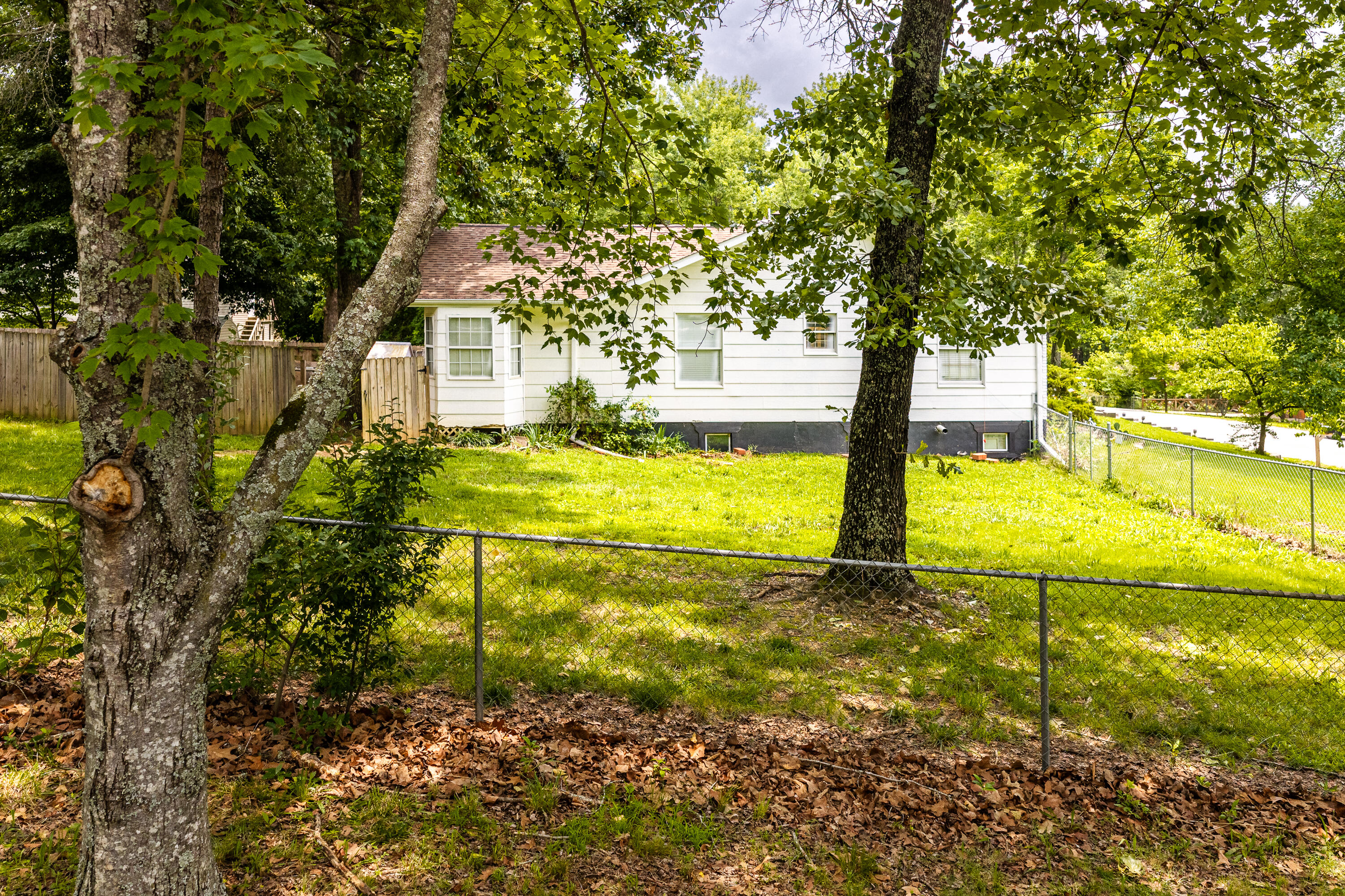 2002 Sycamore Drive