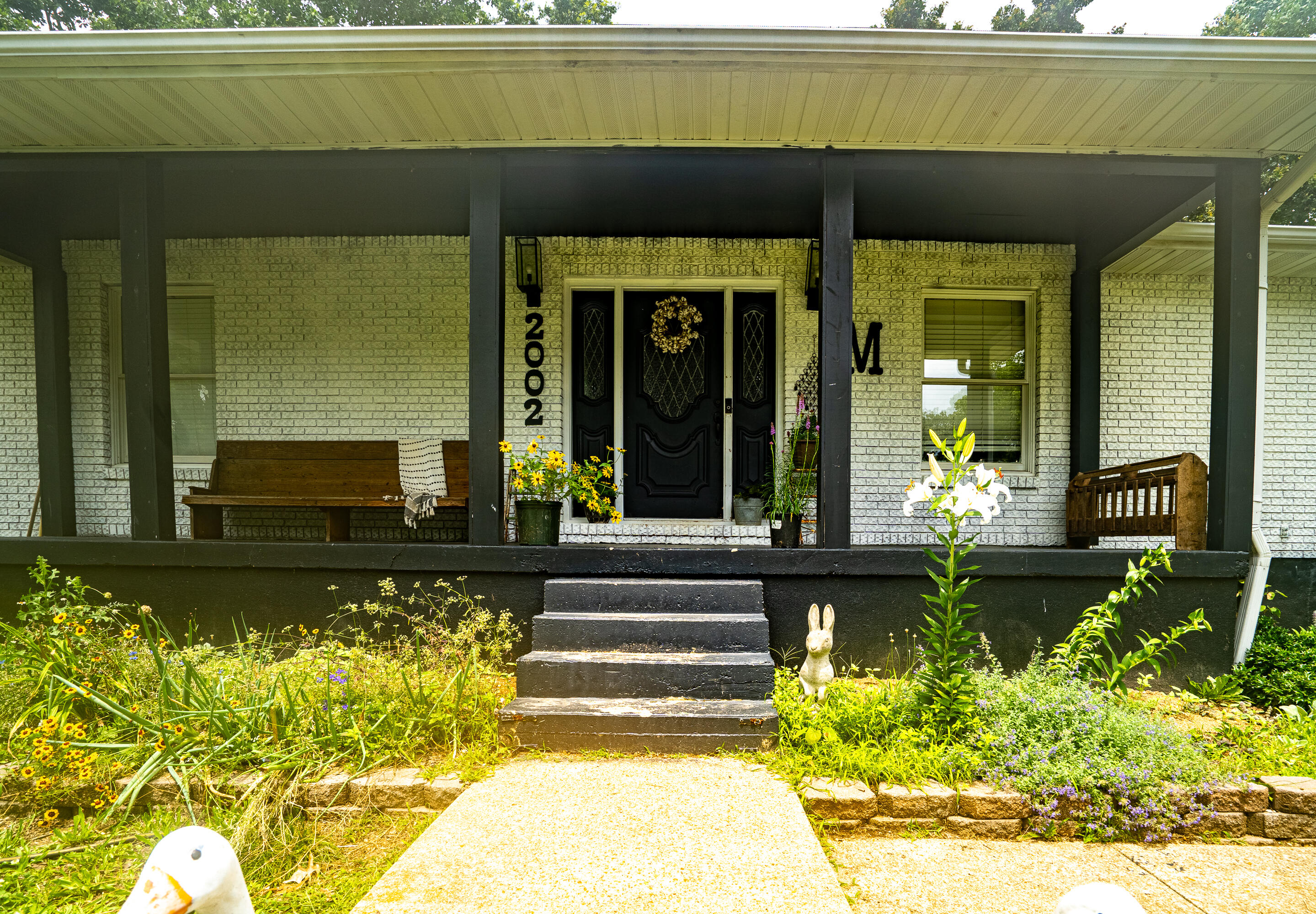 2002 Sycamore Drive