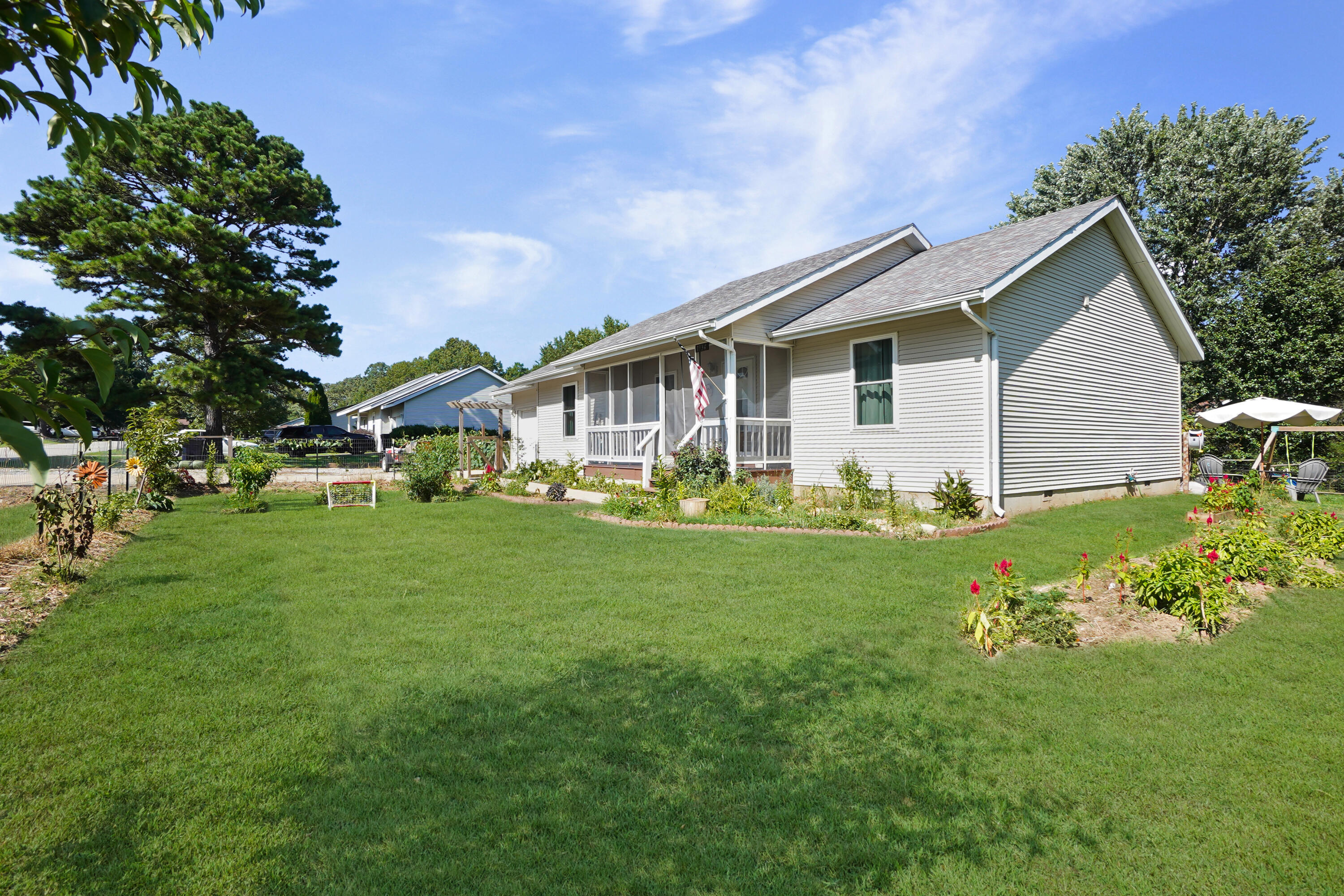 1934 Anne Drive