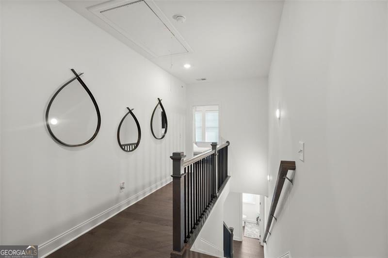 6524 BEACON