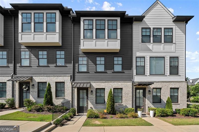 6524 BEACON