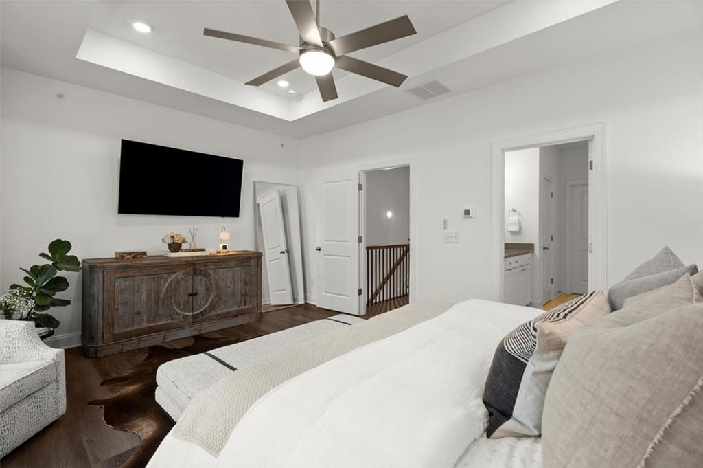 6524 BEACON Drive