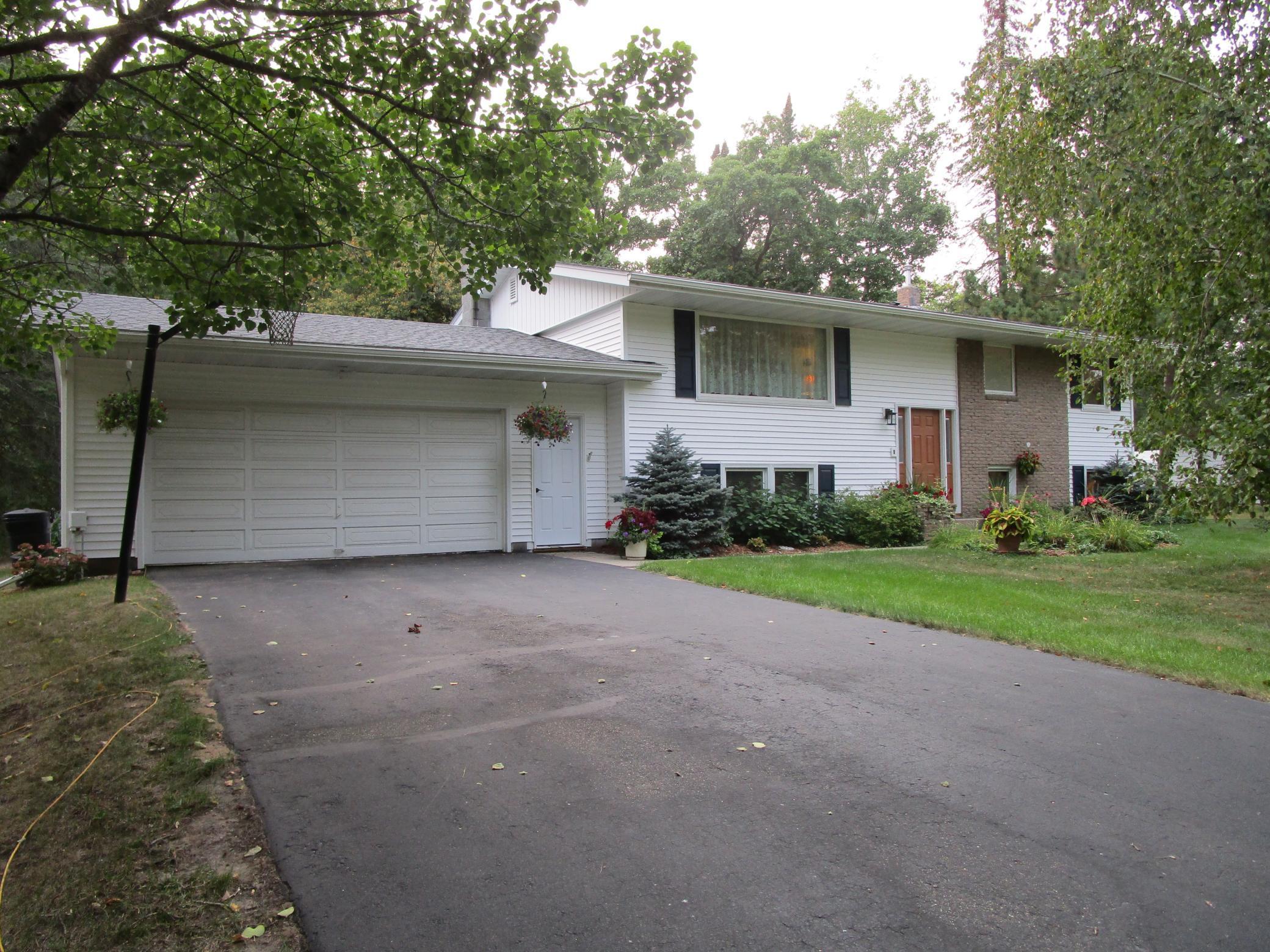 5335 Birchmont Drive NE