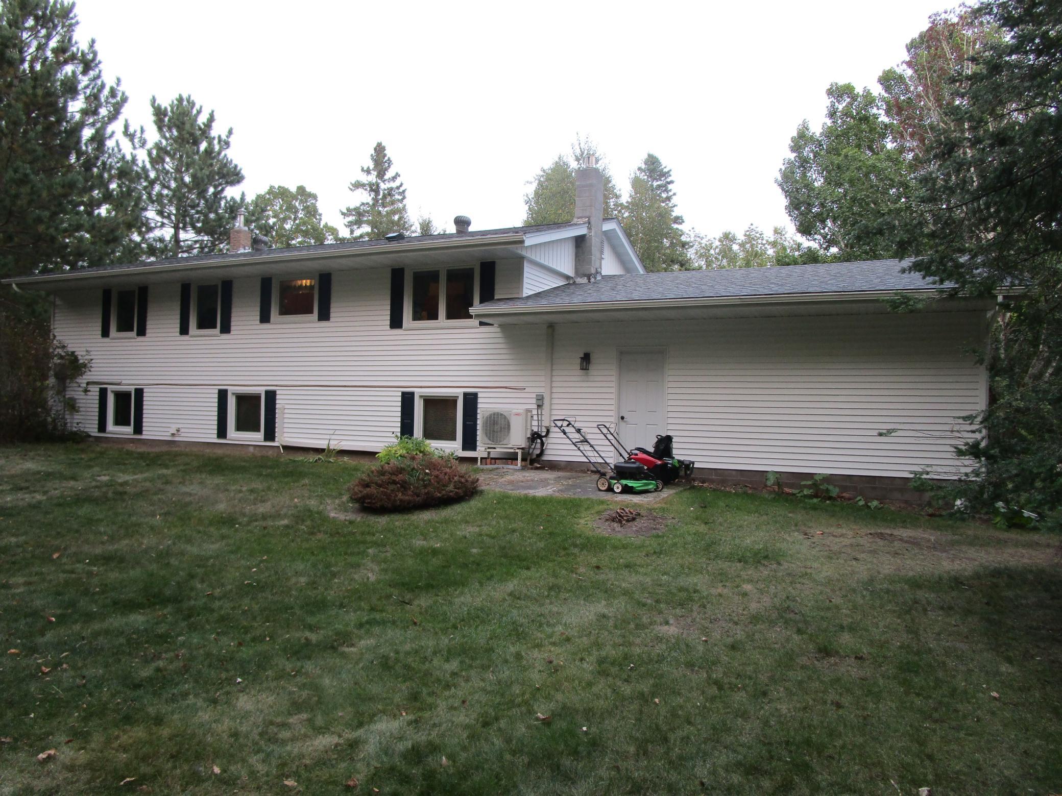 5335 Birchmont Drive NE