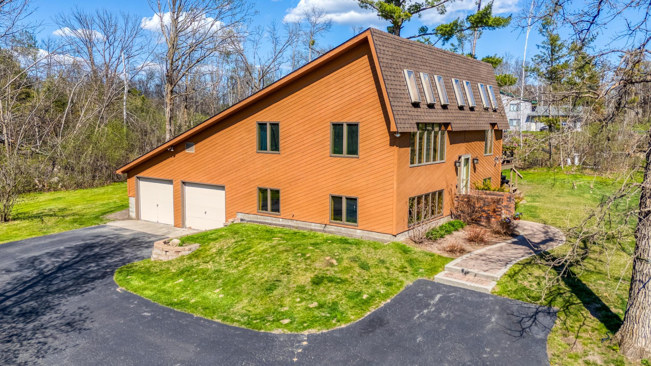 2935 Acorn Lane NE