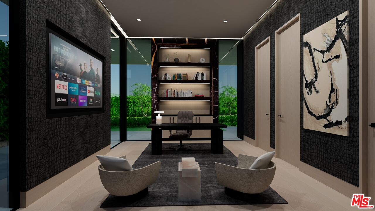 602 N Beverly Dr