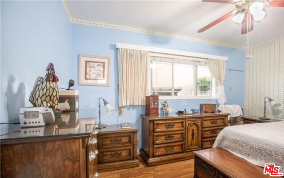 330 Bungalow Dr
