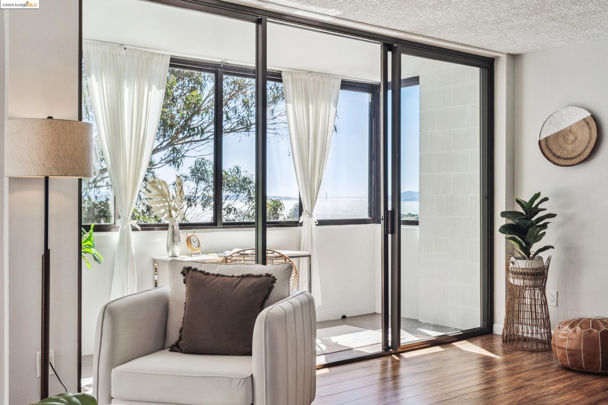 555 Pierce Street # 844