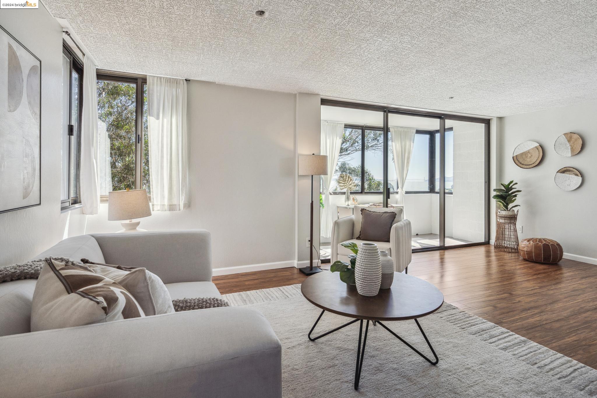 555 Pierce Street # 844